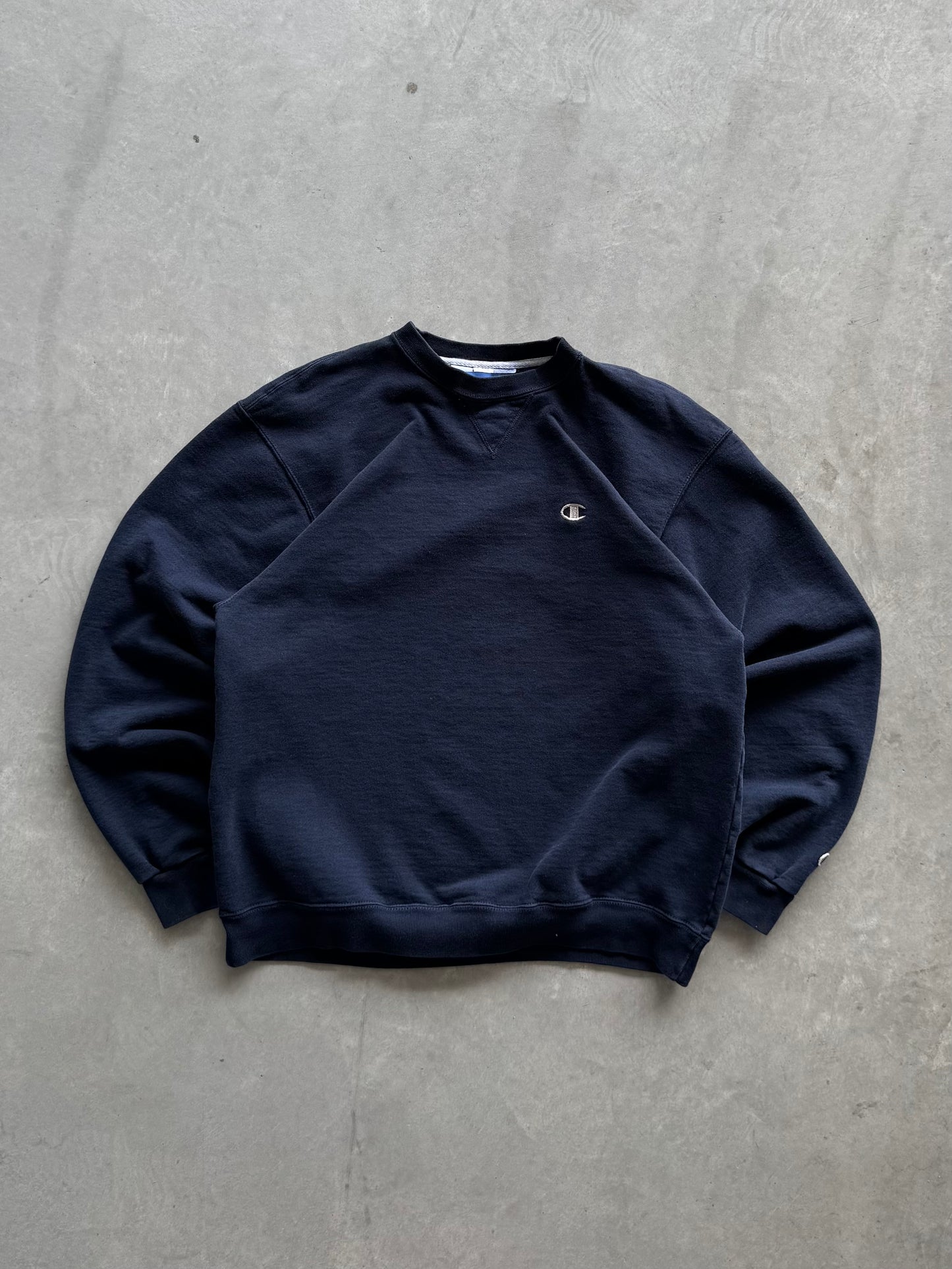 Vintage Champion Sweatshirt - L
