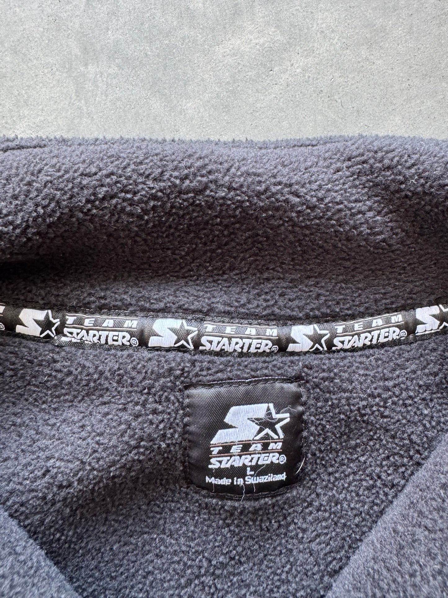 Vintage Iowa Hawkeyes Fleece Sweatshirt - L