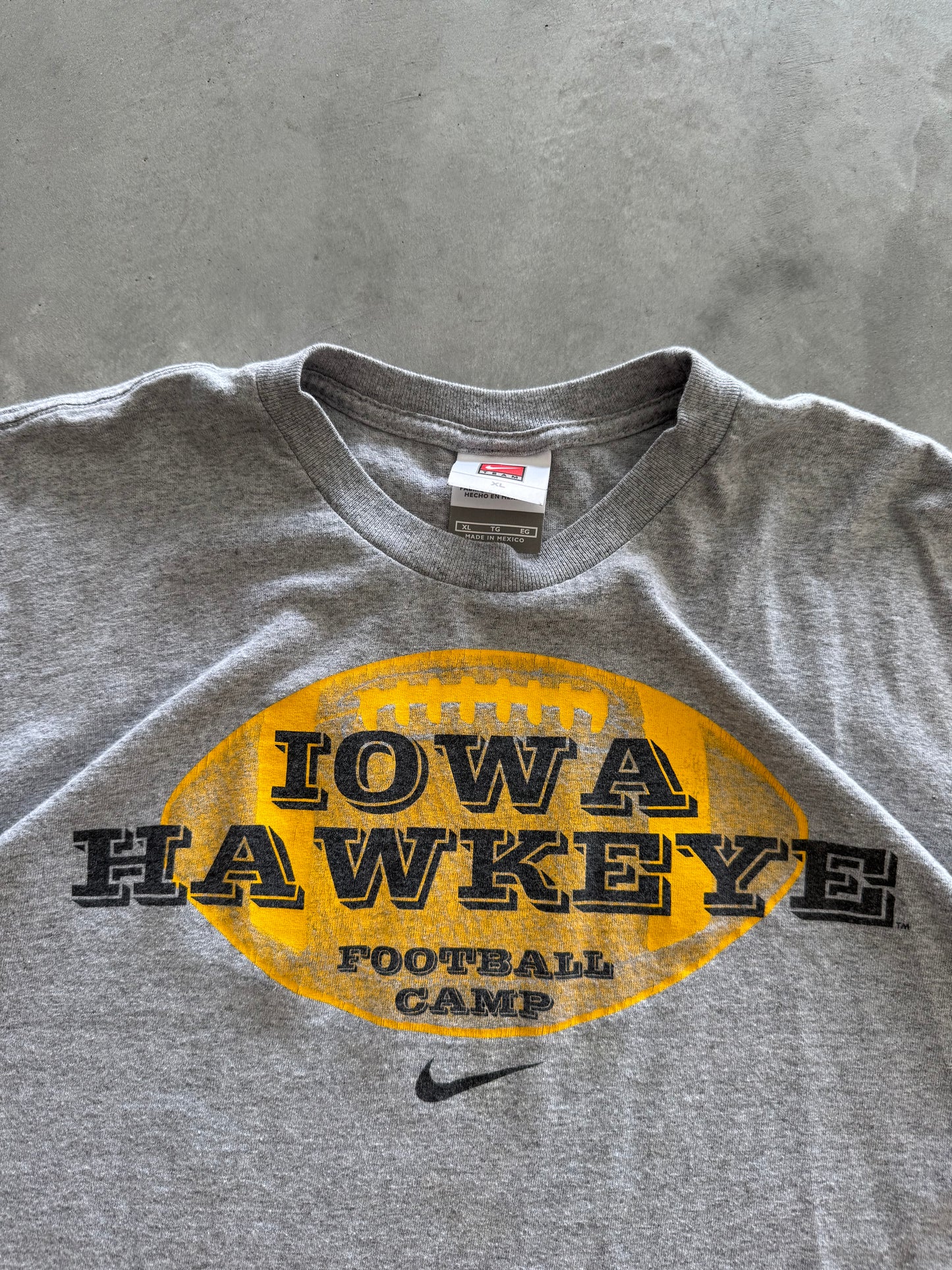 Vintage 90s Nike Iowa Hawkeyes Football Tee - XL
