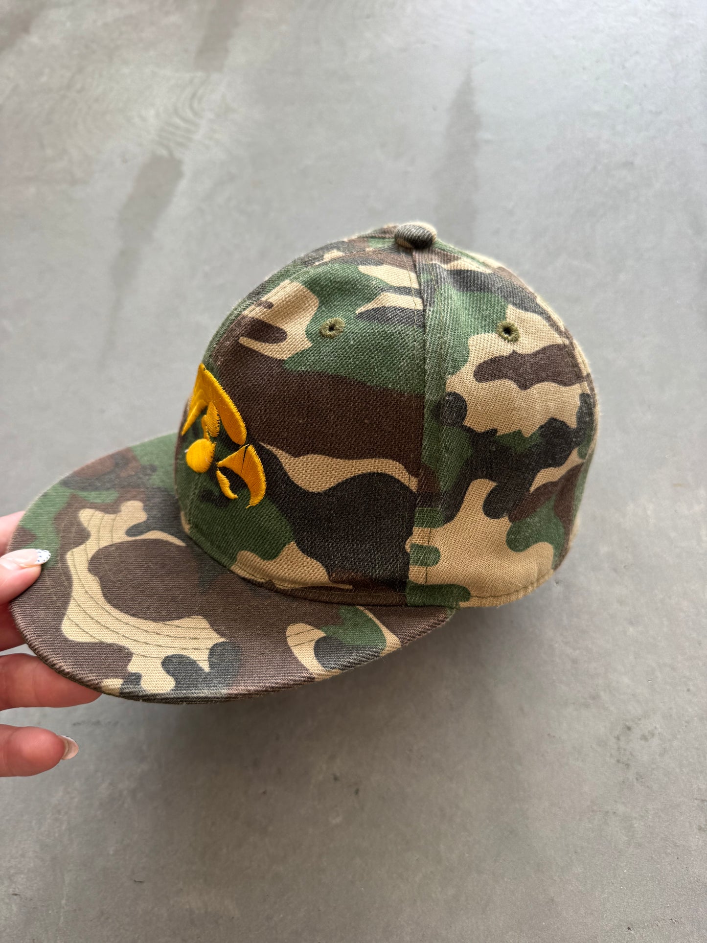 vintage iowa hawkeyes snapback hat