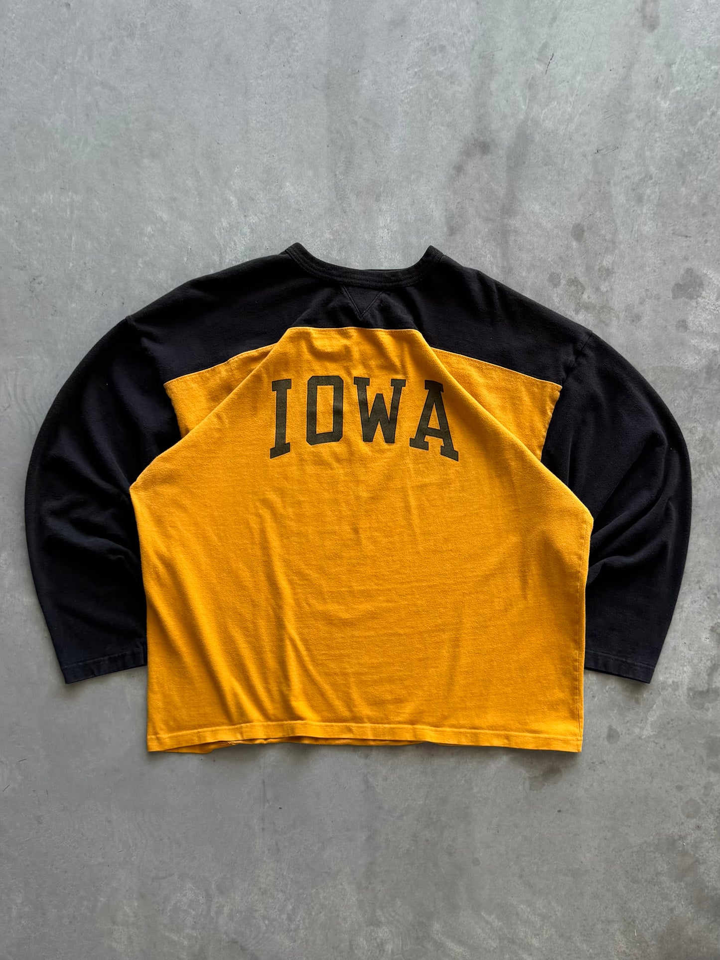 Vintage 90s Iowa Hawkeyes Women’s Long Sleeve - XXL
