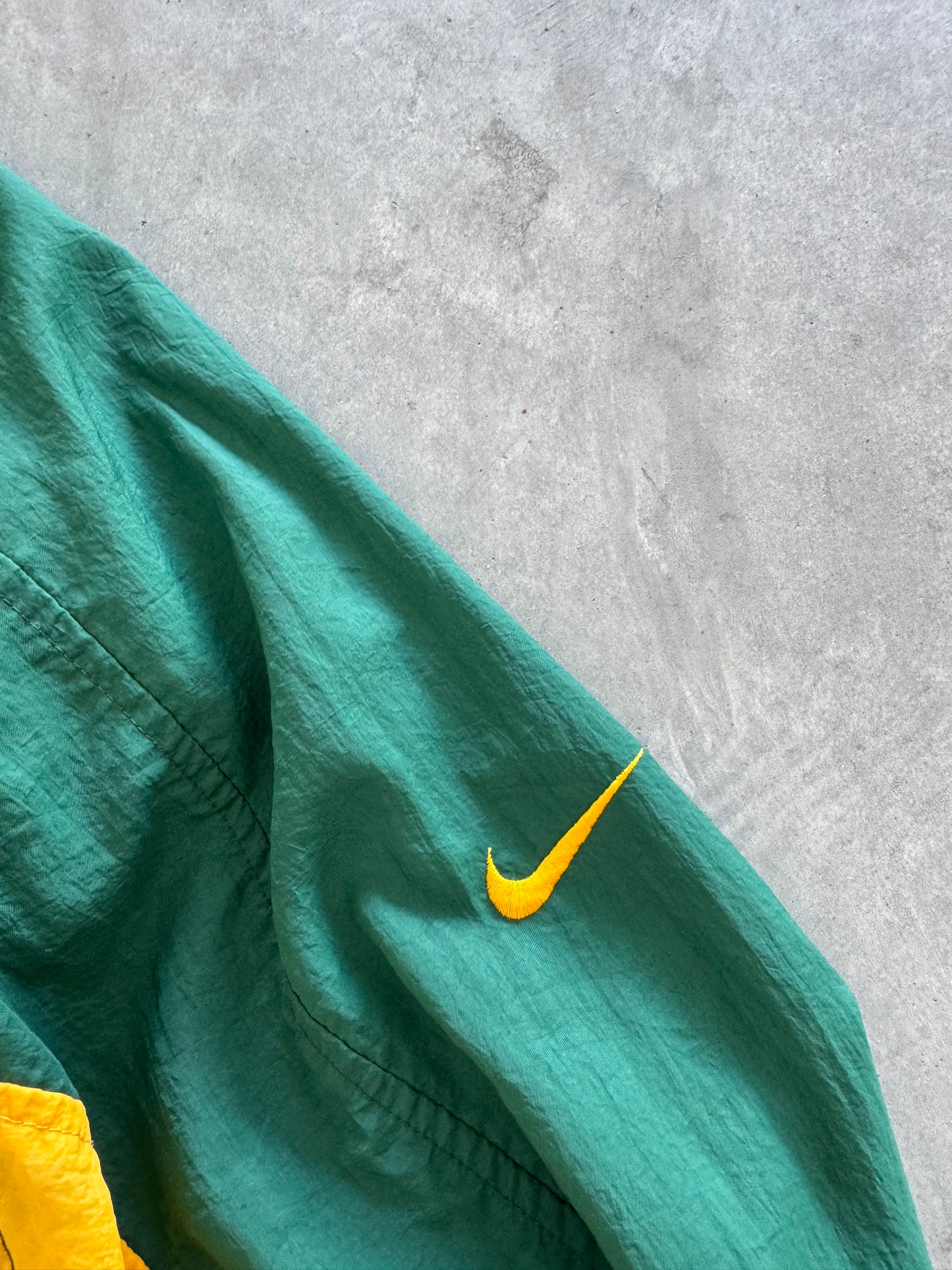 Vintage 90s Nike Green Bay Packers Windbreaker - M