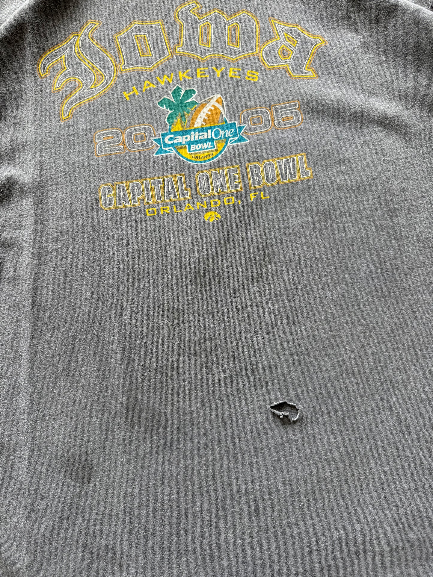 Vintage 00s Iowa Hawkeyes Bowl Game Longsleeve - XL