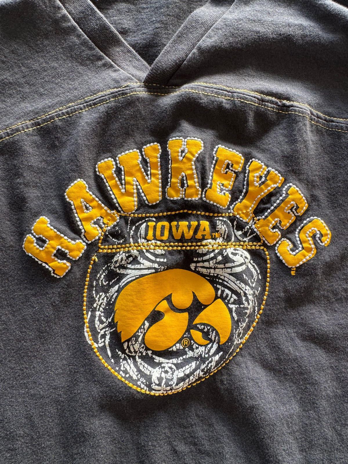 Vintage Iowa Hawkeyes Women’s Tee - XL