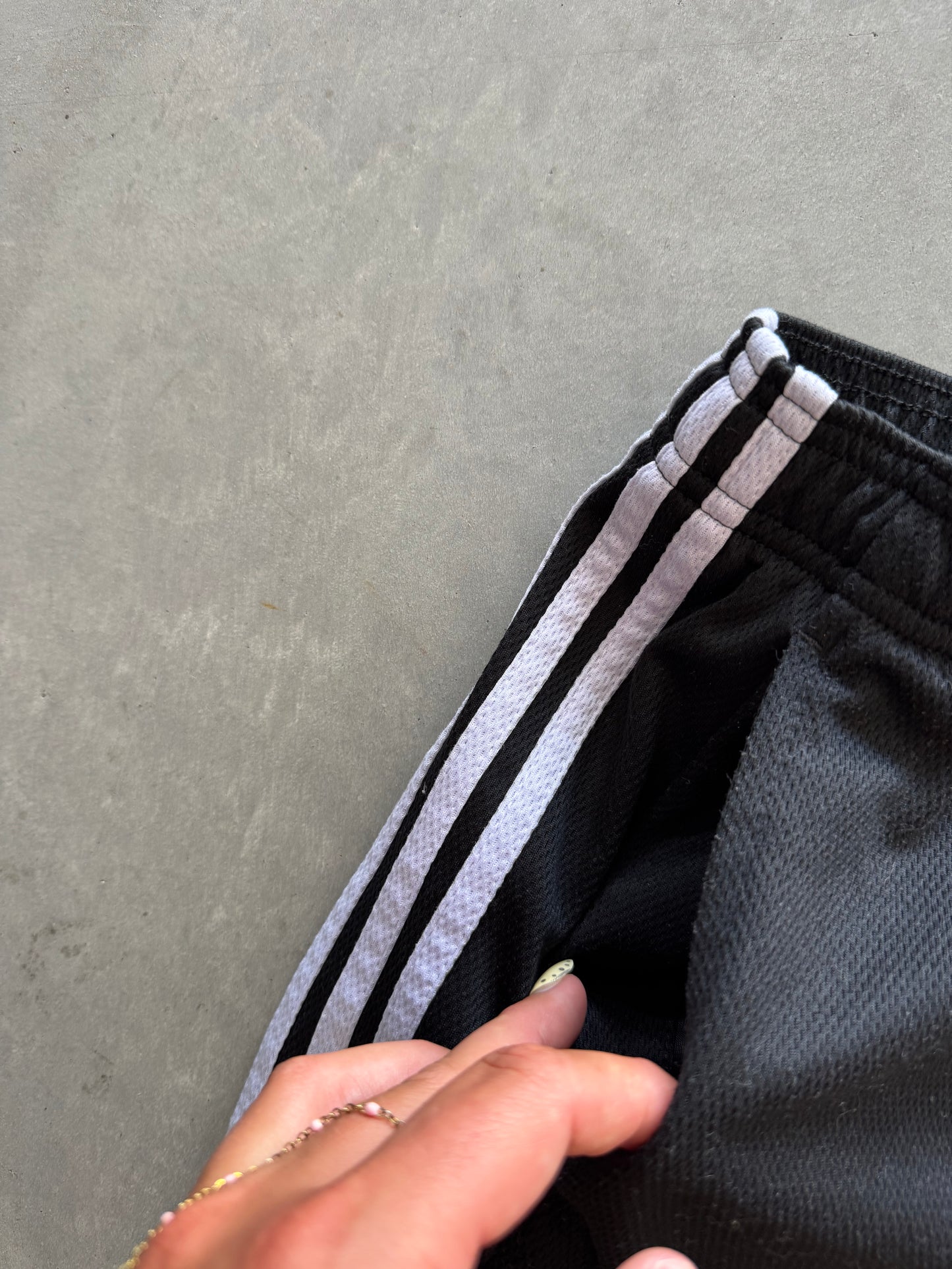 Vintage 00s Adidas Capris - L