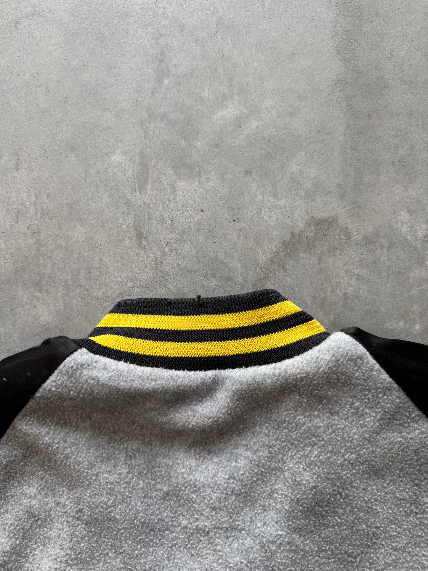 Vintage Iowa Hawkeyes Bomber Jacket - L