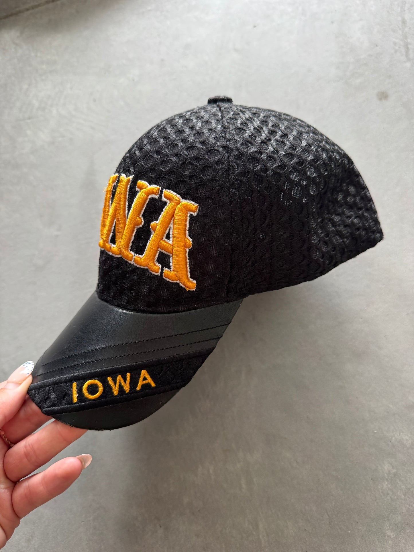 Vintage Iowa Hawkeye Hat