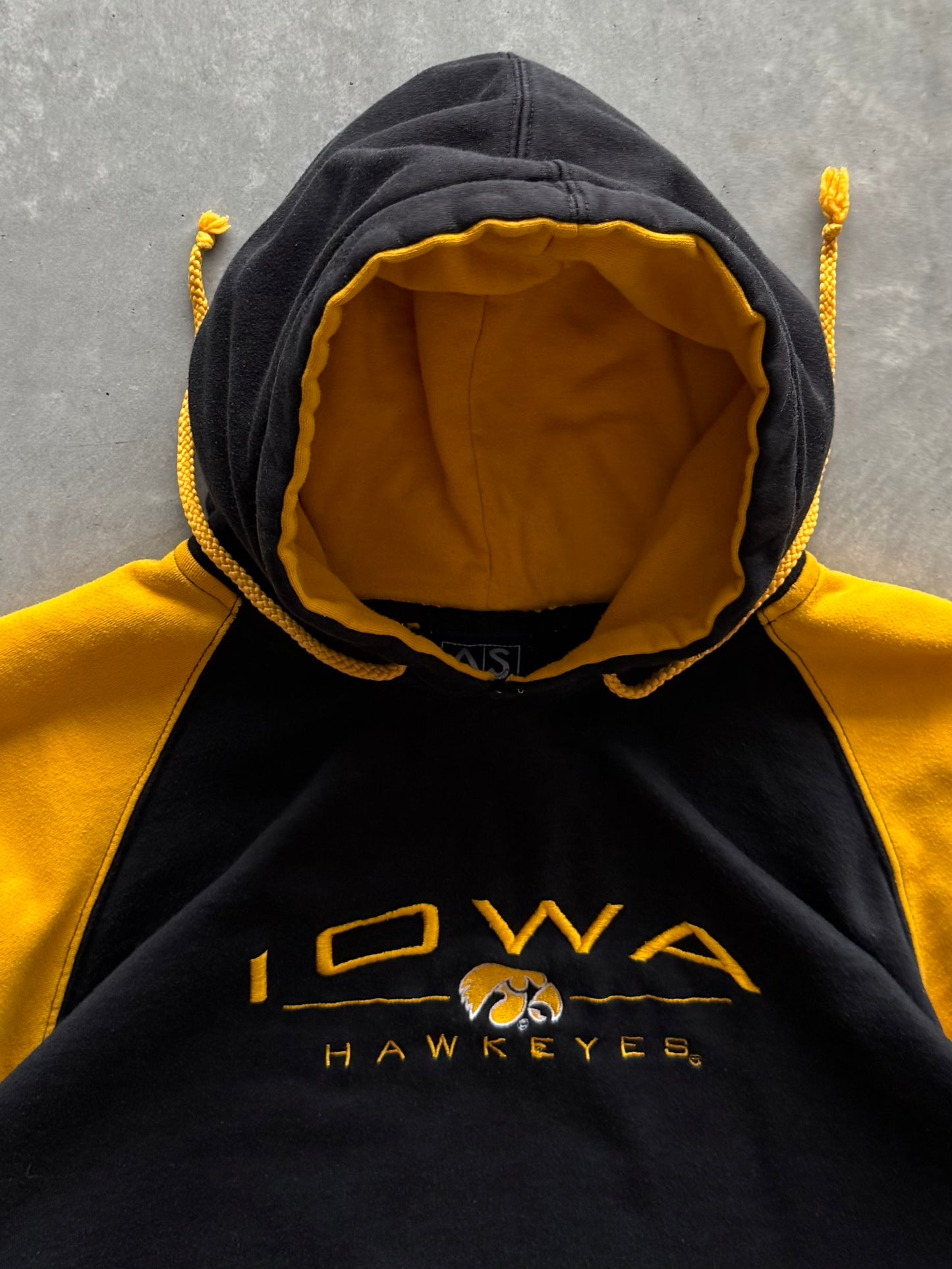 Vintage Iowa Hawkeyes Hoodie - M