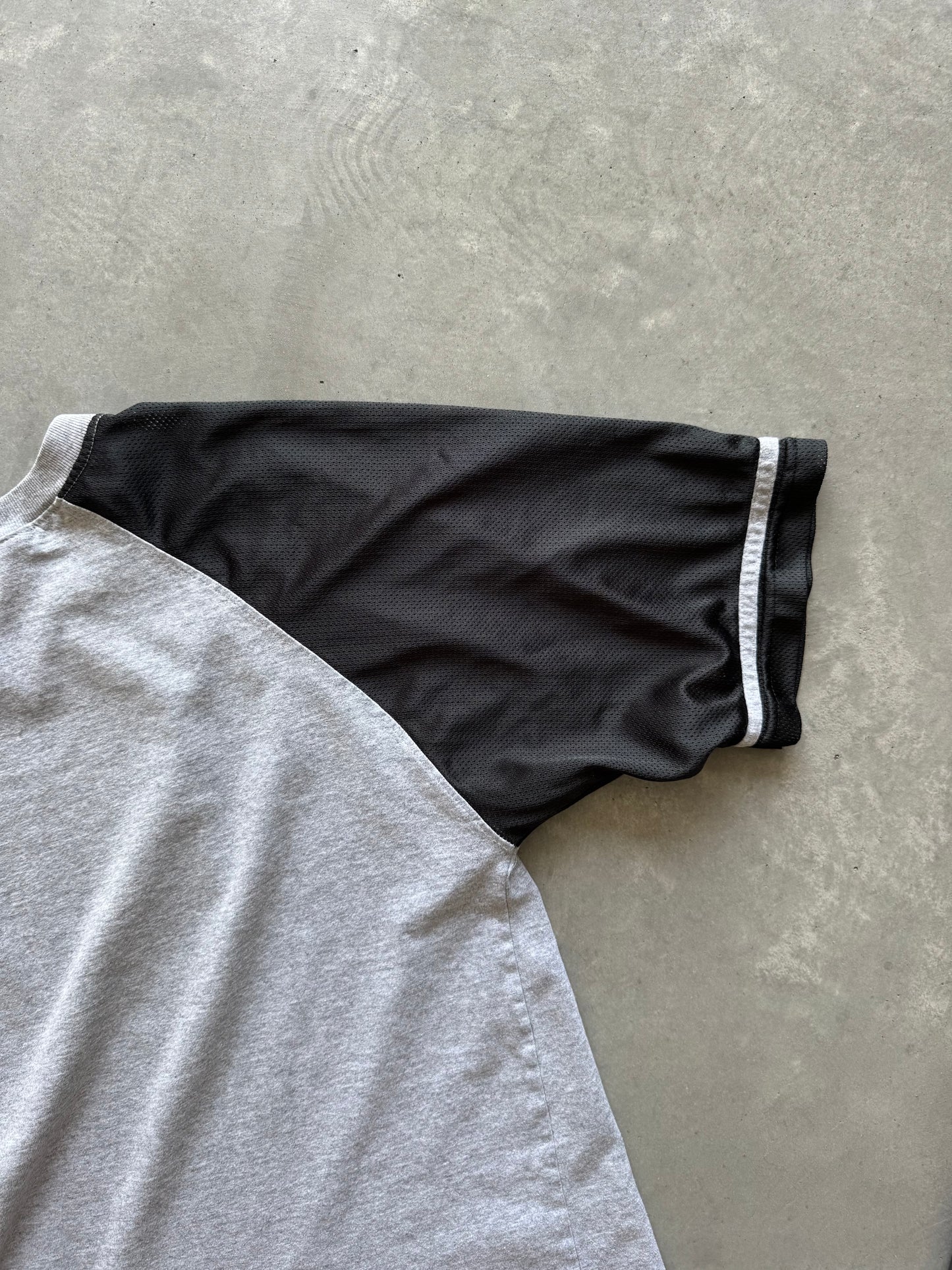 Vintage Iowa Hawkeyes Jersey Tee - XL