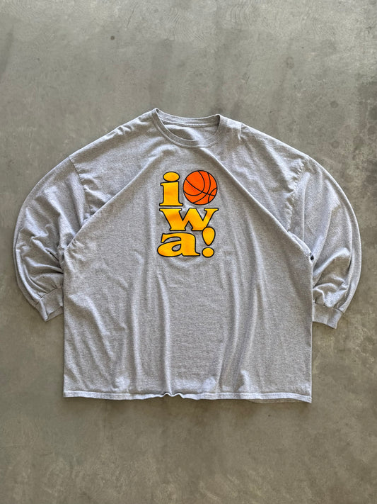 Vintage Iowa Hawkeyes Basketball Long Sleeve - 3XL