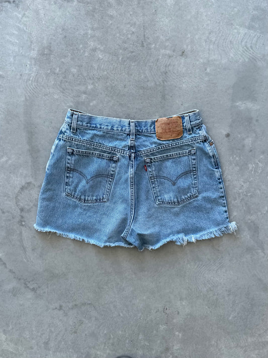Vintage Levi’s Denim Shorts - 32x3