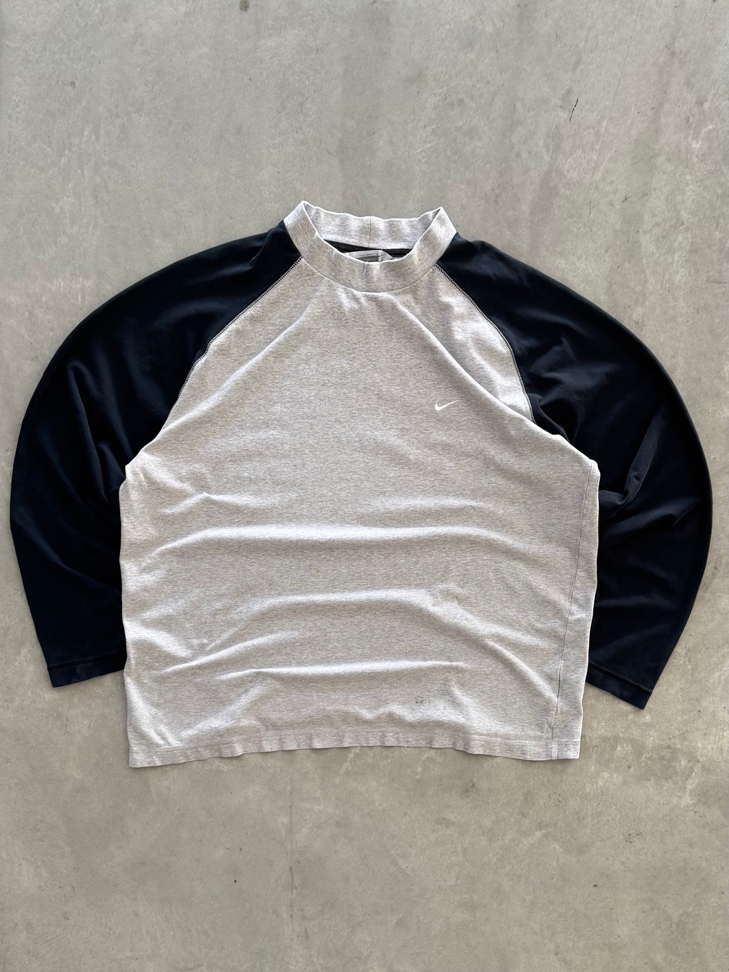 Vintage 00s Nike Long Sleeve - XXL