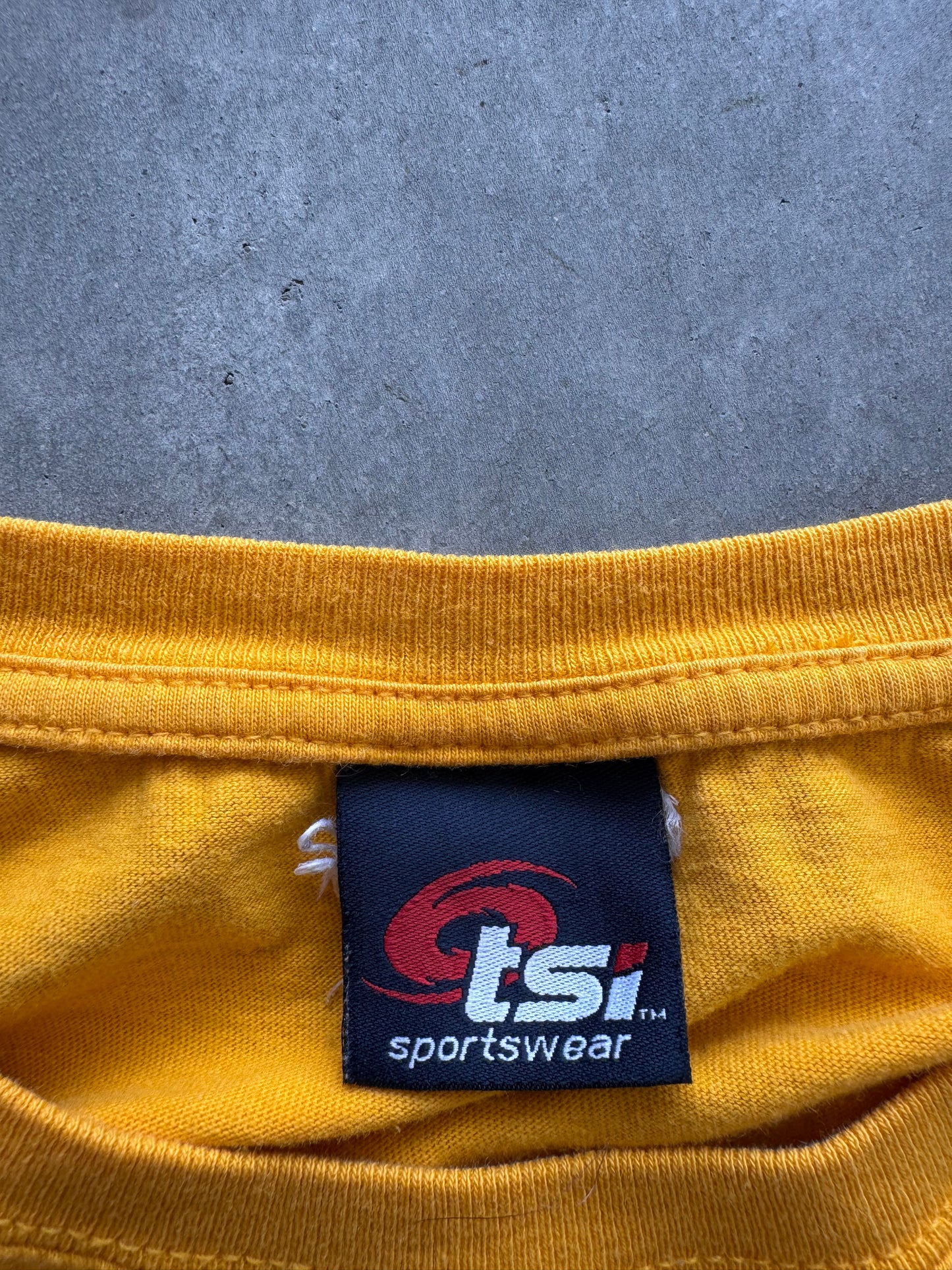 Vintage Iowa Hawkeyes Long Sleeve - XL