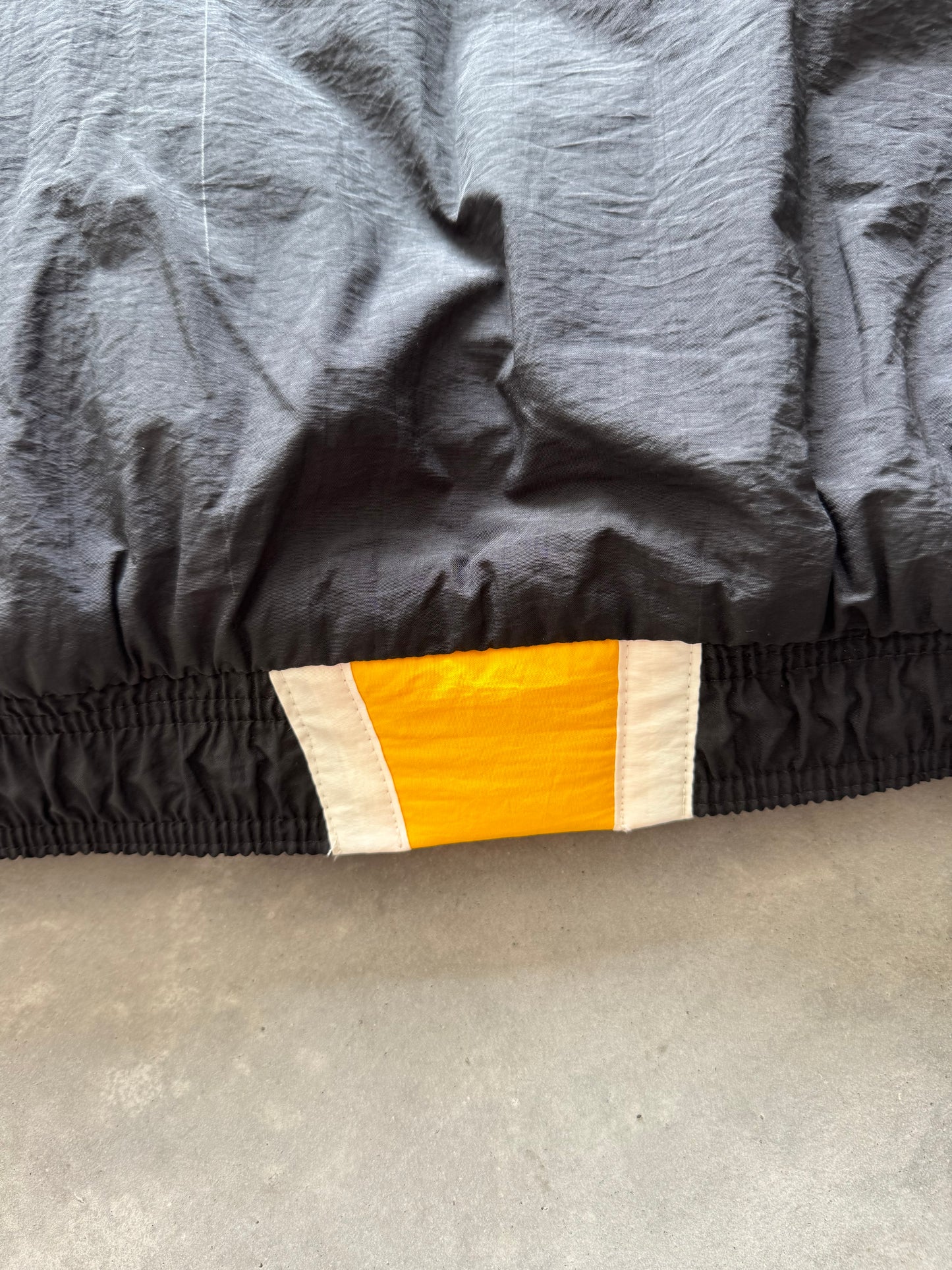 Vintage 90s Starter Iowa Hawkeyes Coat - M