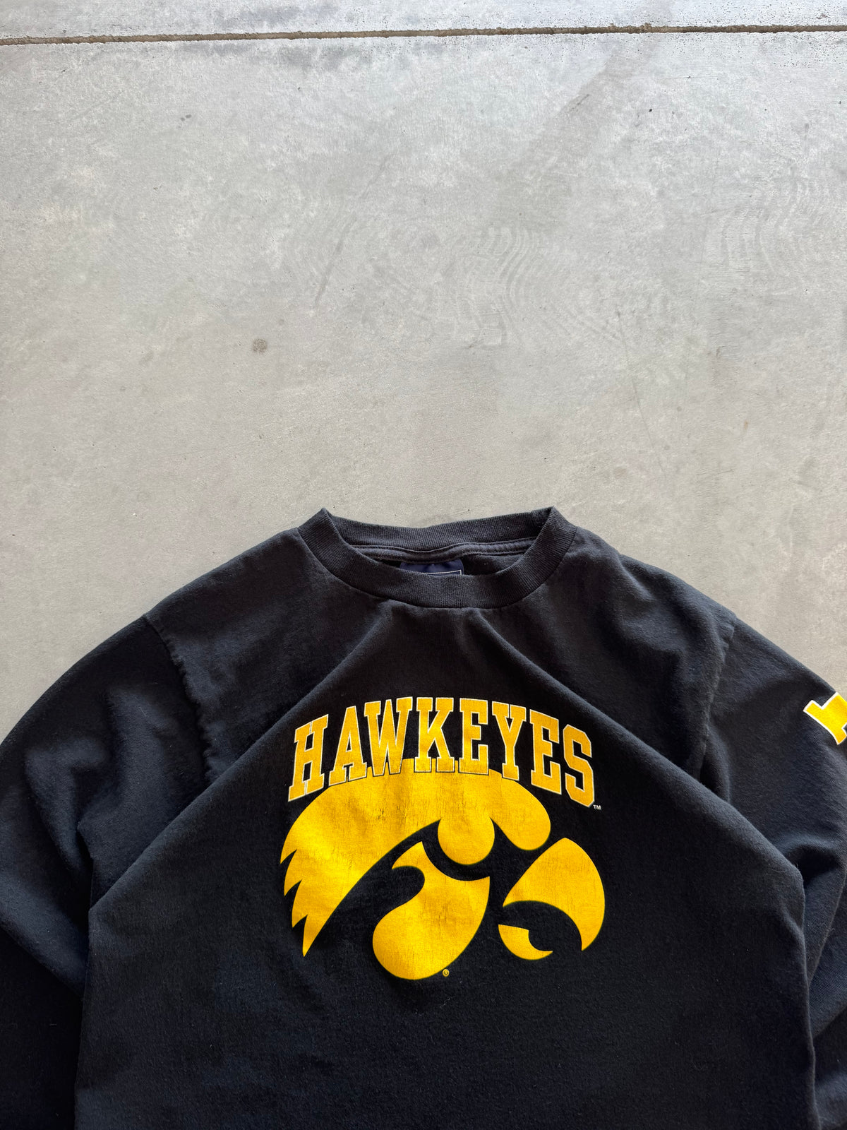 Vintage Iowa Hawkeyes Long Sleeve - L