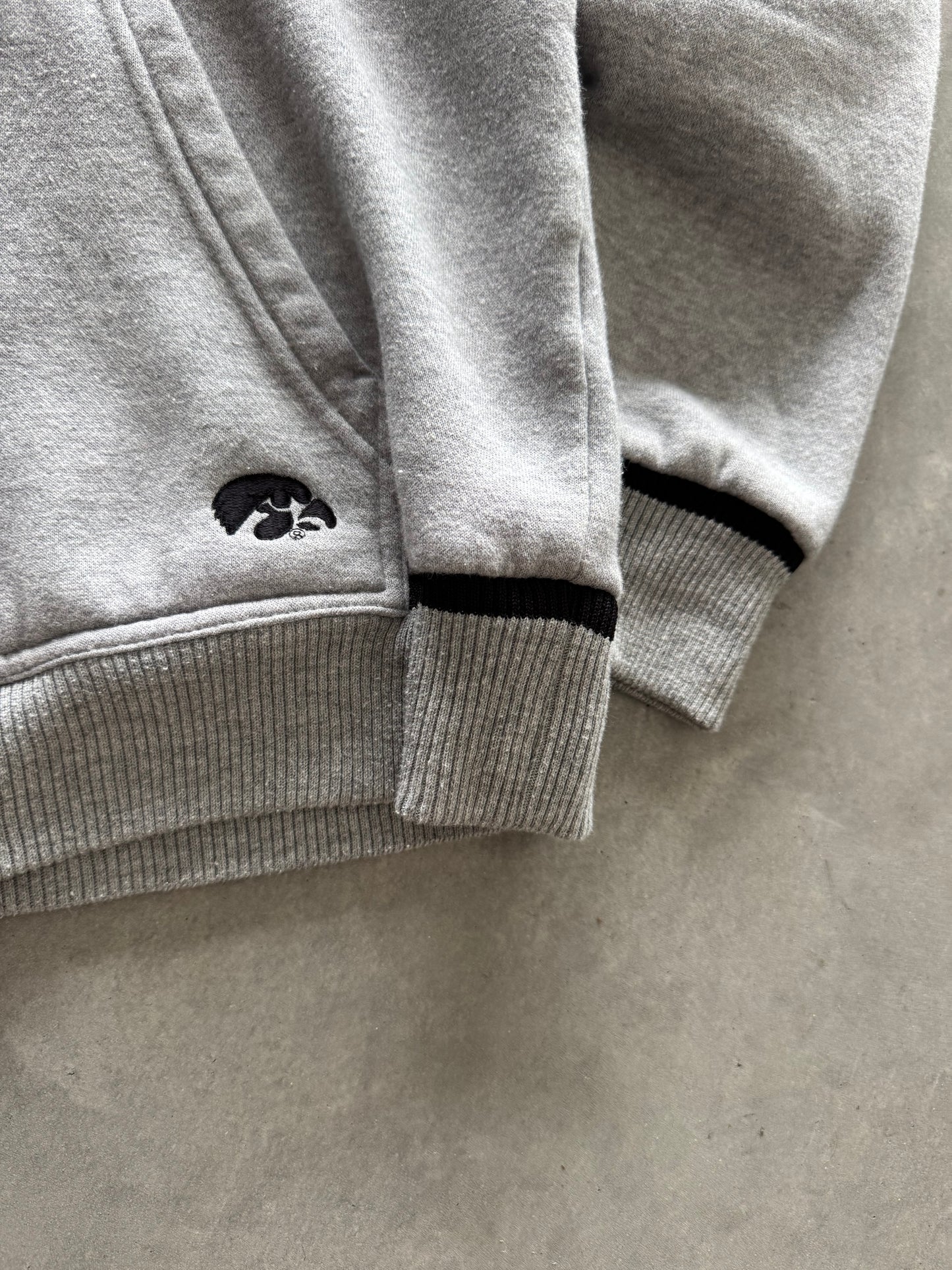 Vintage 90s Nike Iowa Hawkeyes Women’s Zip Up - M