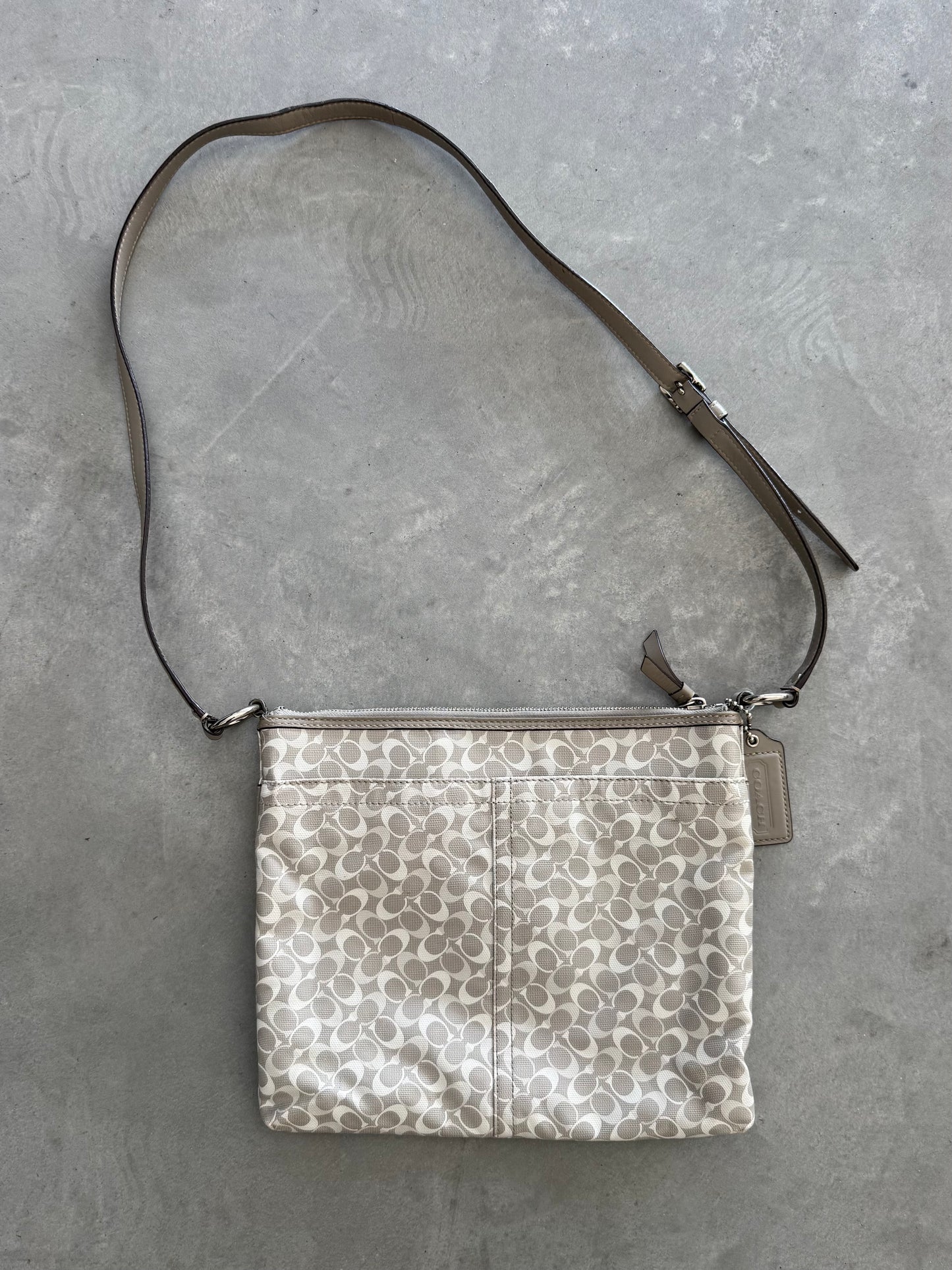 Vintage Coach Signature Crossbody
