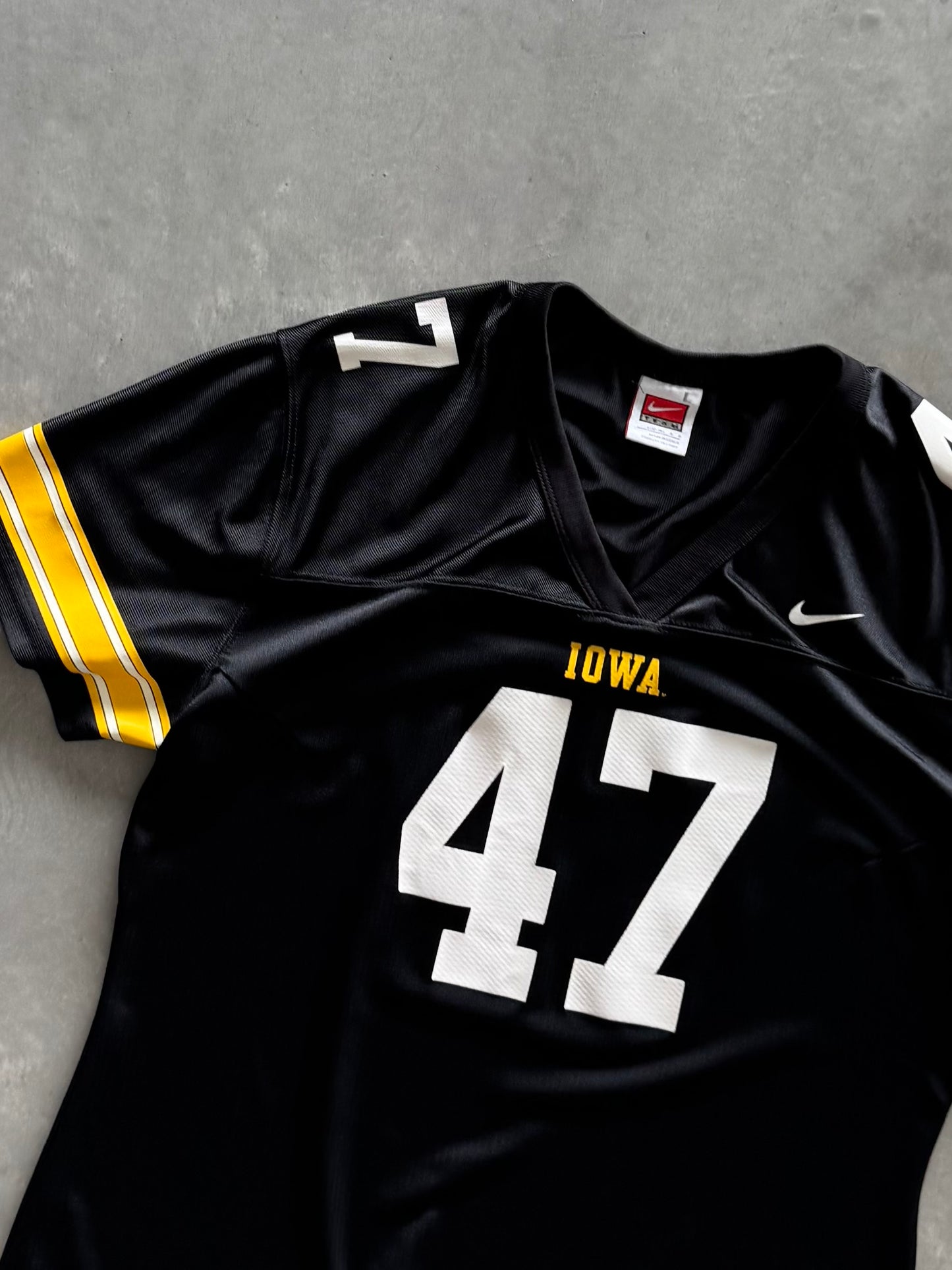 Vintage 90s Nike Iowa Hawkeyes Women’s Jersey - L