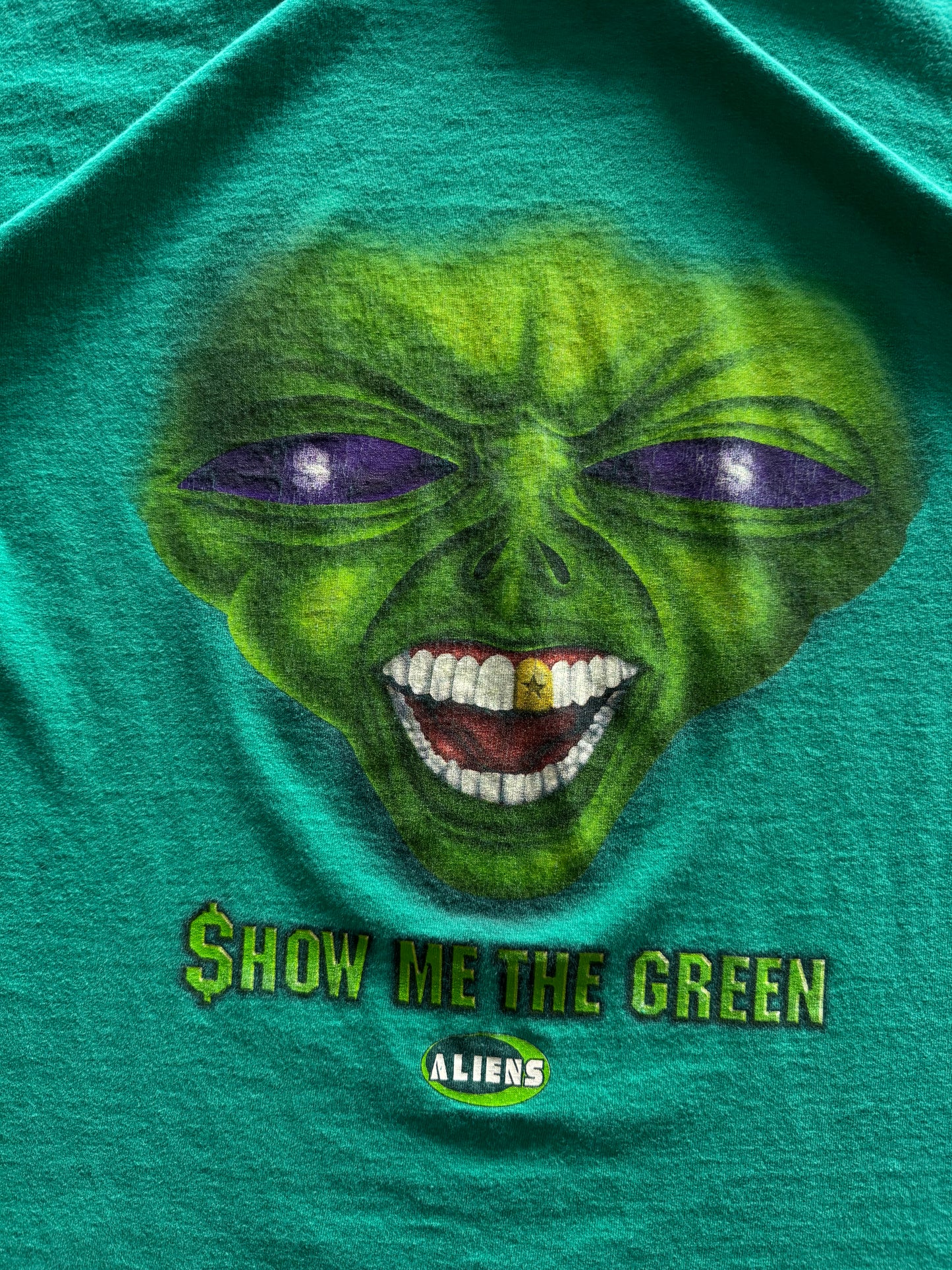Vintage Alien Graphic Tee - L