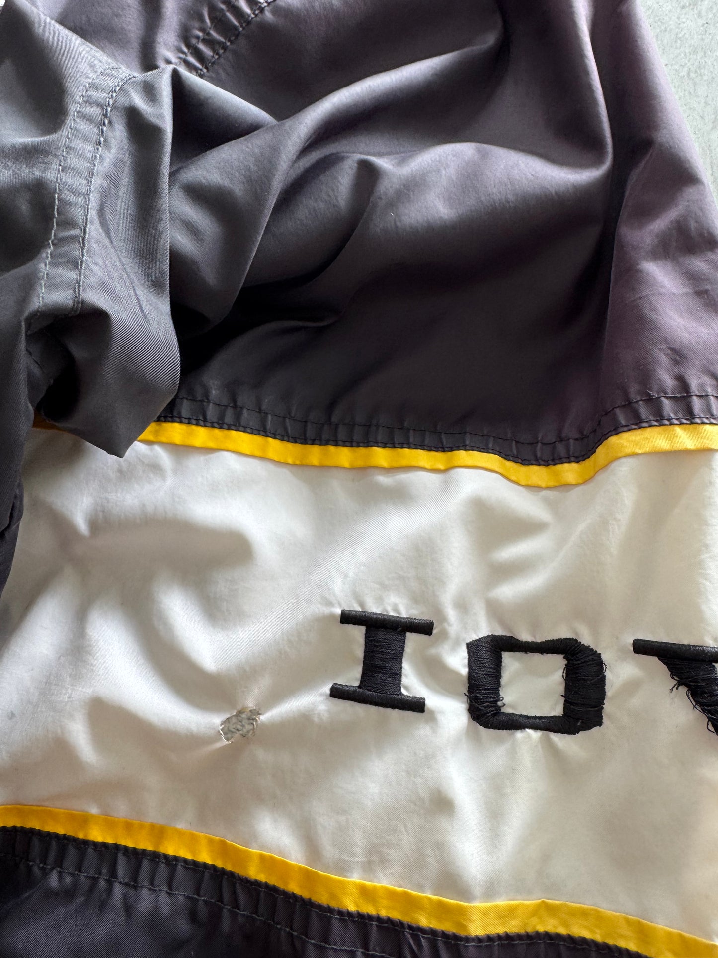 Vintage Iowa Hawkeyes Reversible Jacket - XL