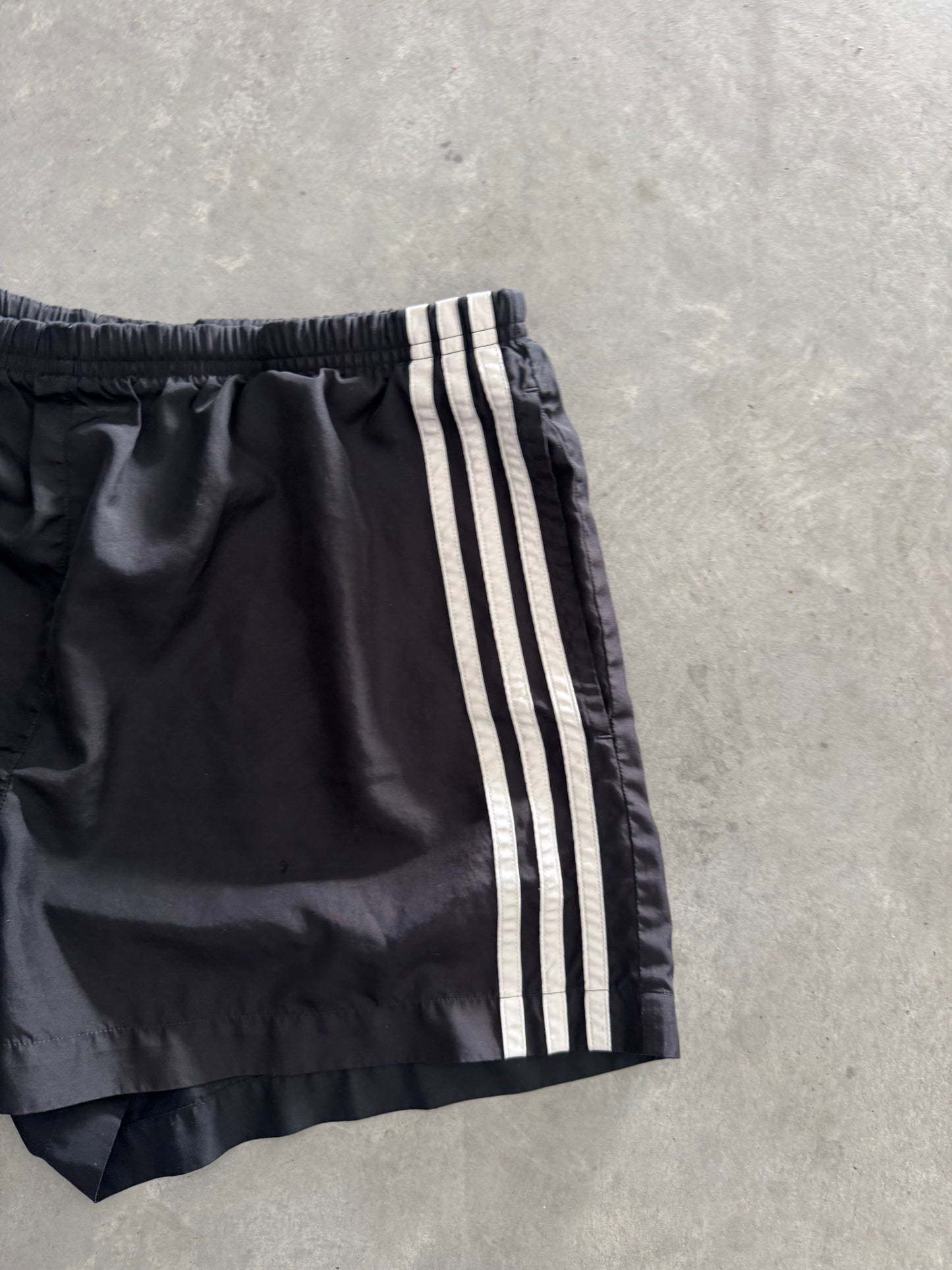 Vintage 00s Adidas Track Shorts - M