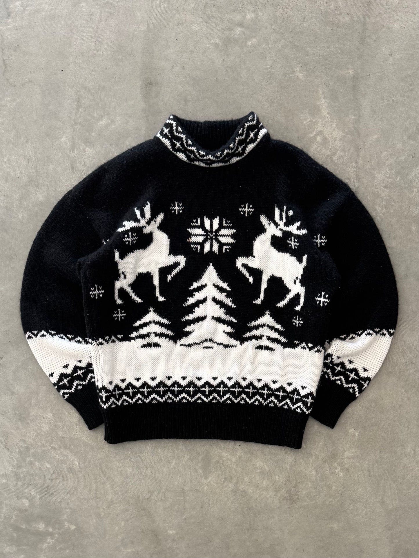 Vintage Nordic Christmas Sweater - M
