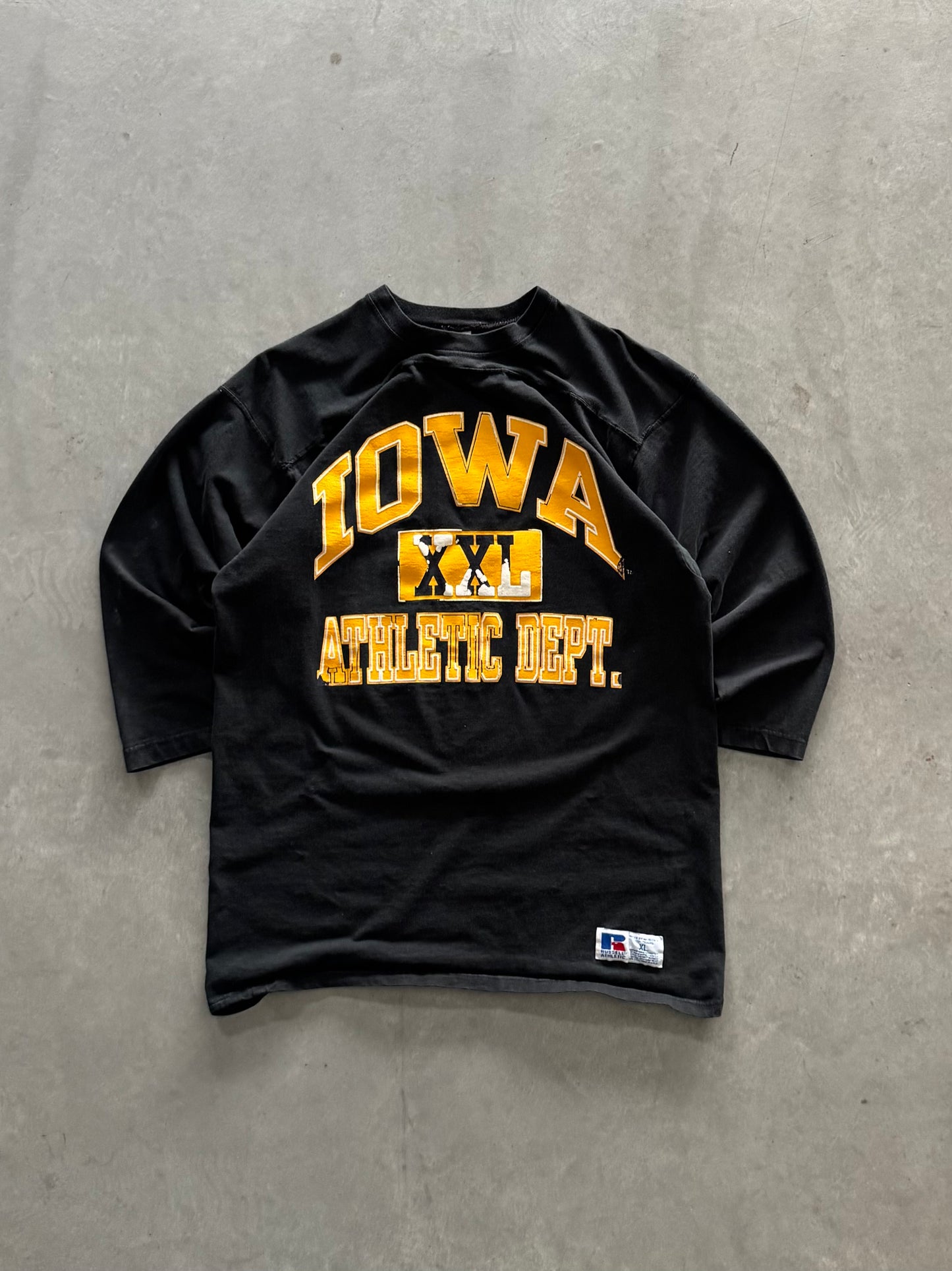 Vintage 90s Russell Iowa Hawkeyes Tee - XL
