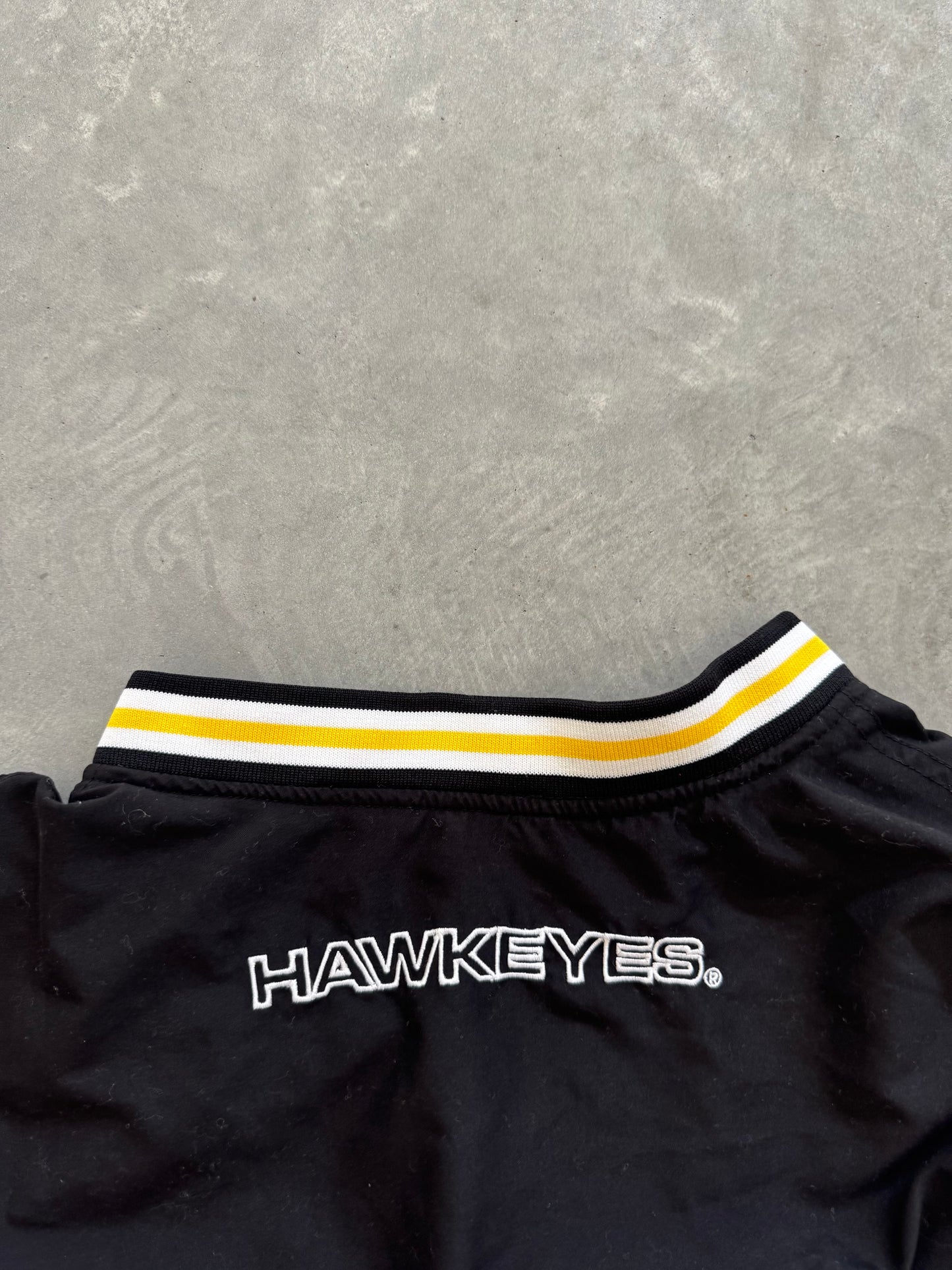 Vintage Iowa Hawkeyes Windbreaker - XL