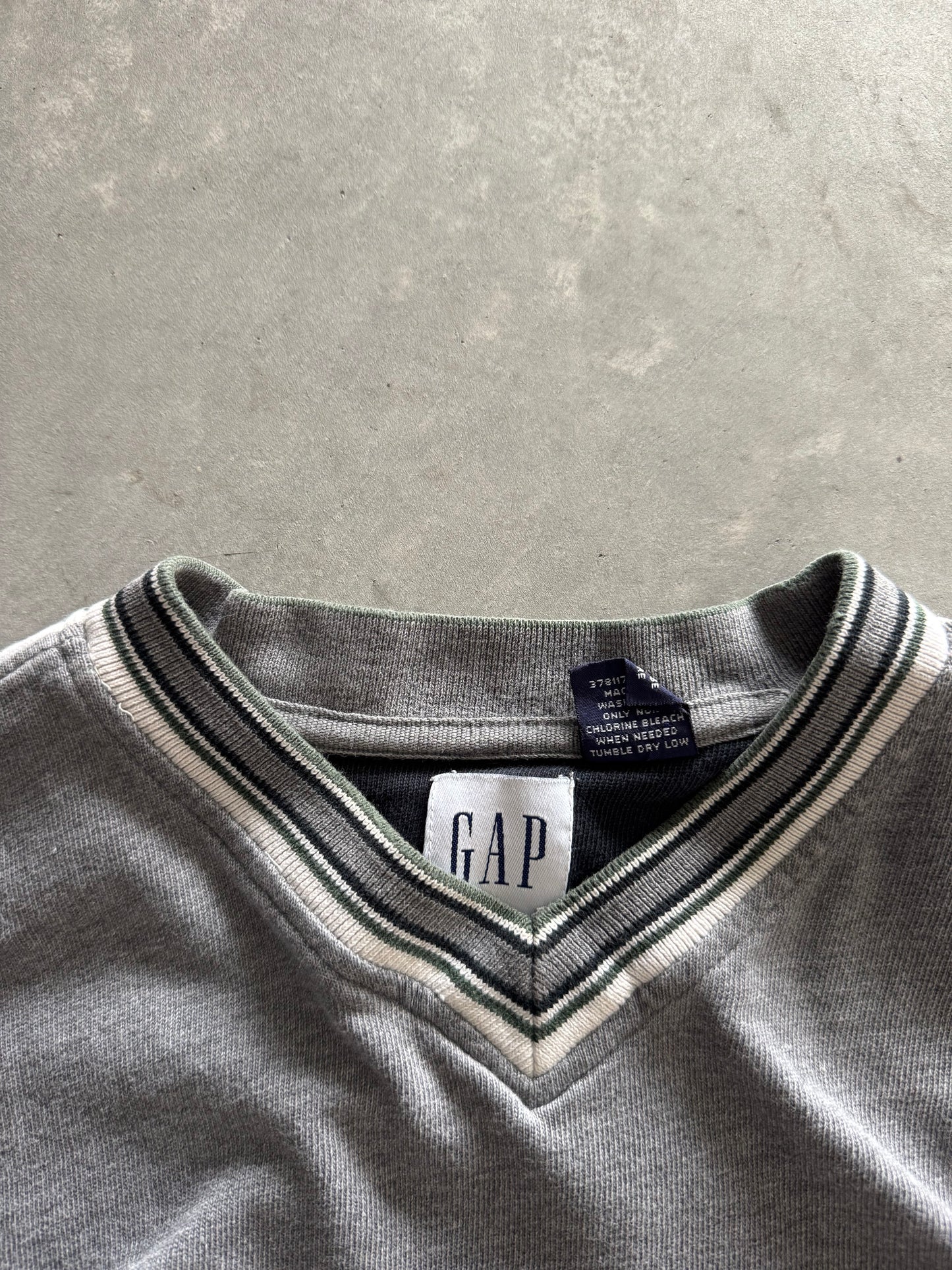 Vintage 90s Gap Long Sleeve - M