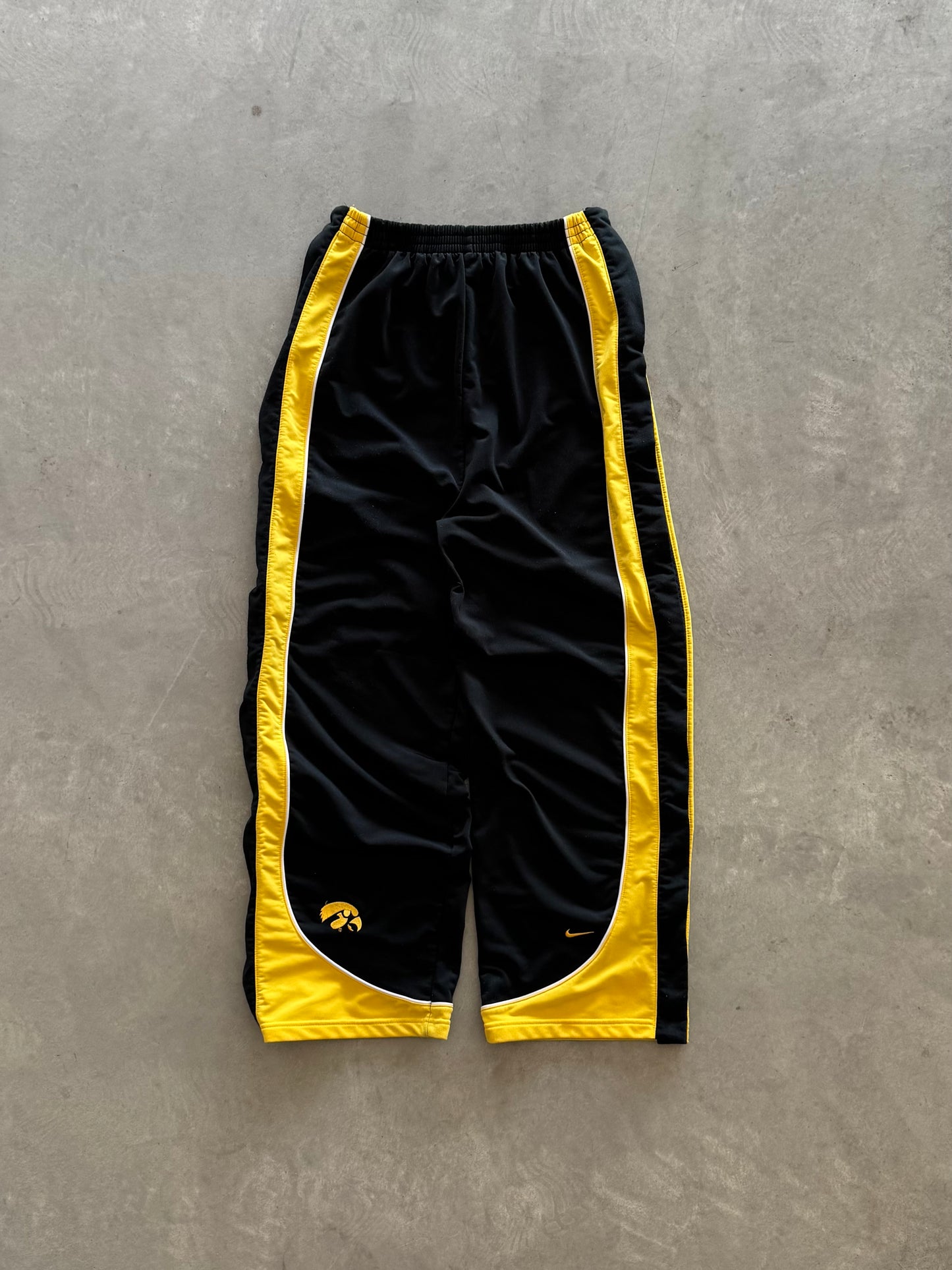 Vintage 90s Nike Iowa Hawkeyes Tear Away Sweatpants -