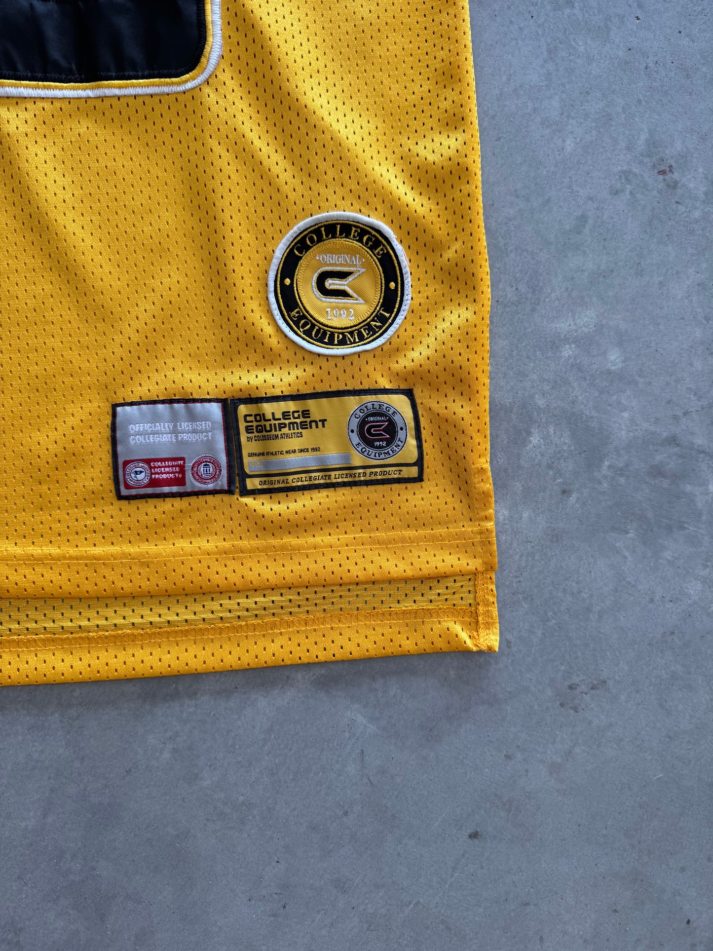 Vintage Iowa Hawkeyes Jersey - M