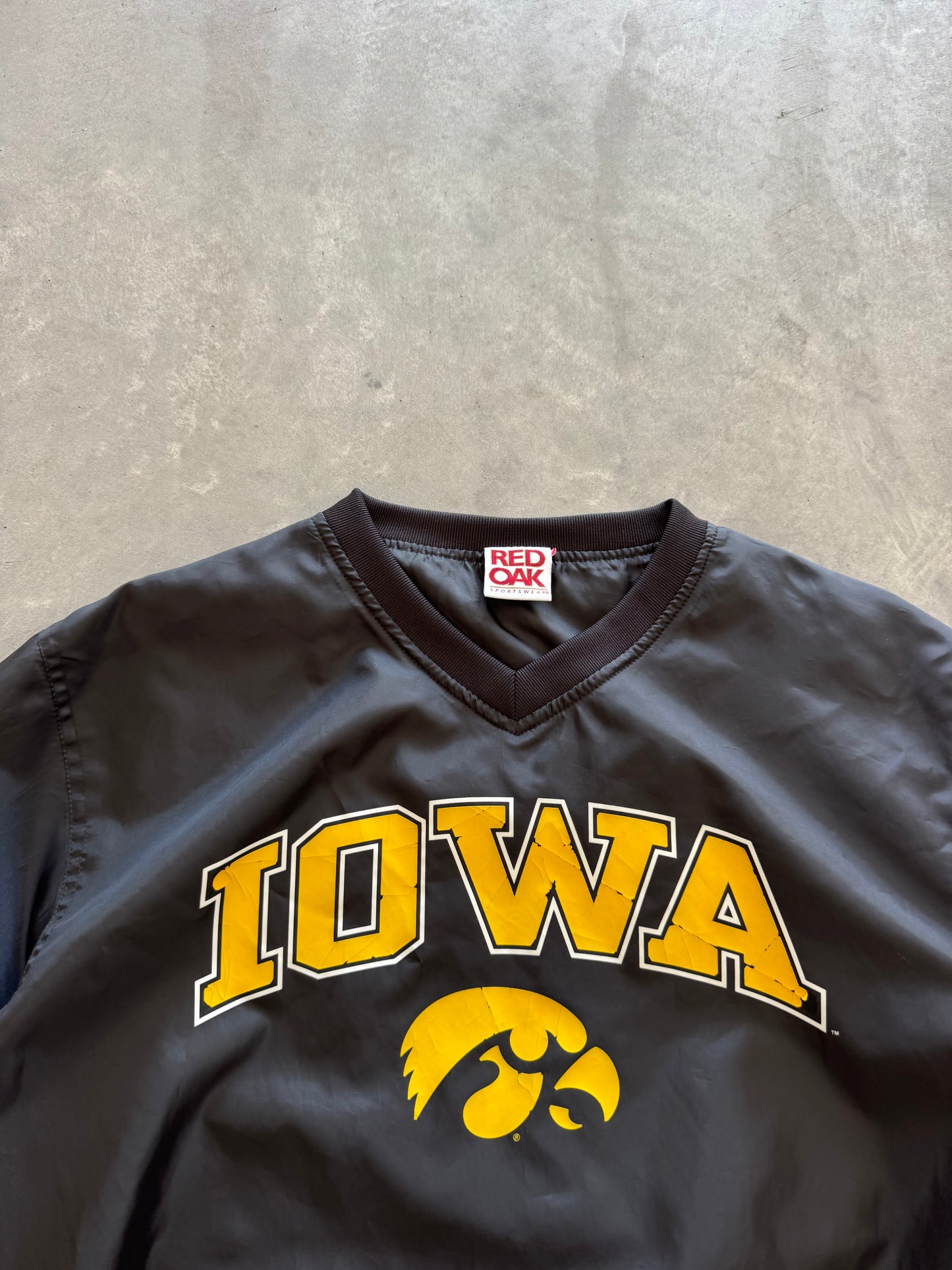 Vintage Iowa Hawkeyes Windbreaker - L
