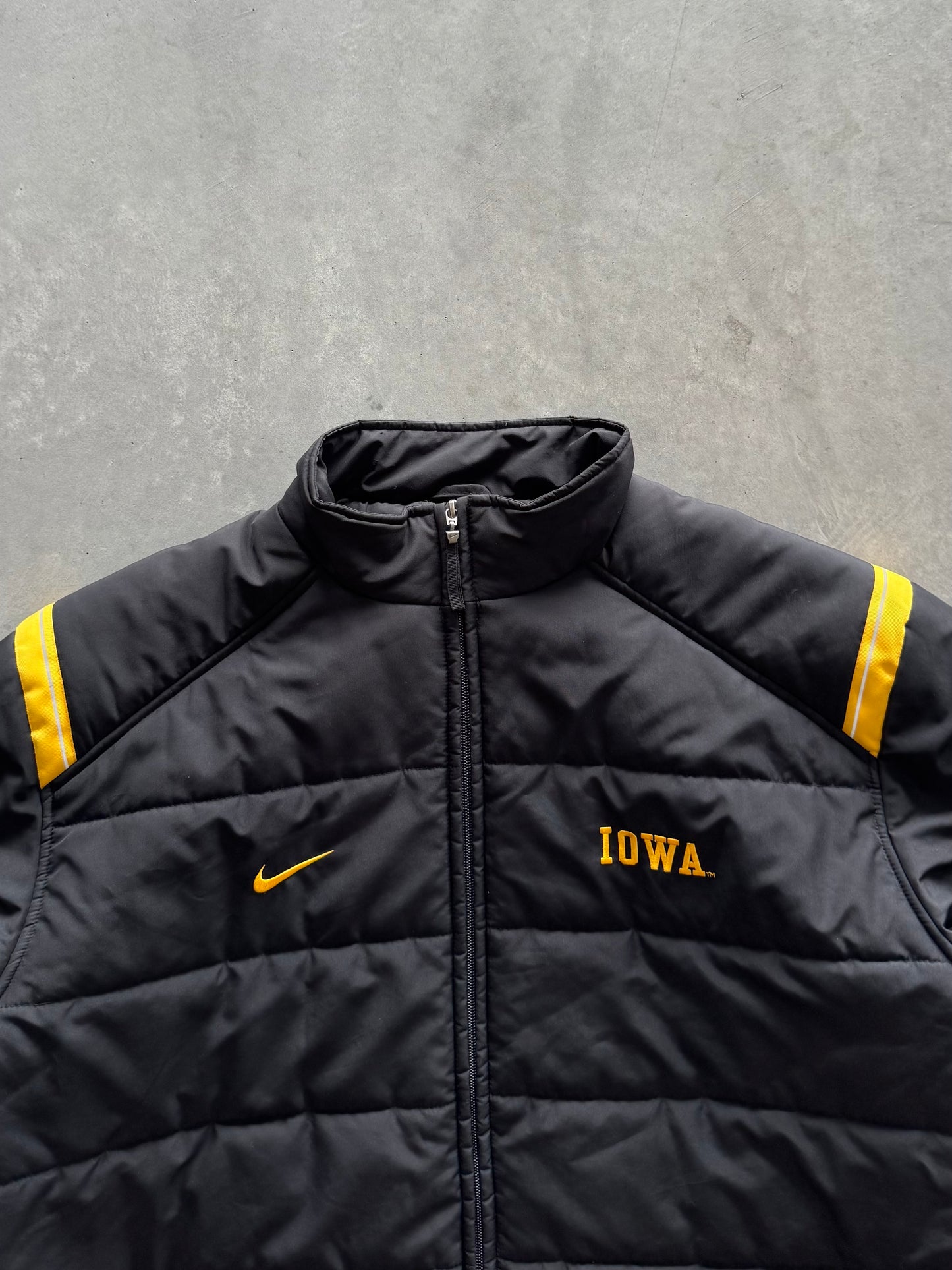 Vintage 90s Nike Iowa Hawkeyes Coat - XL