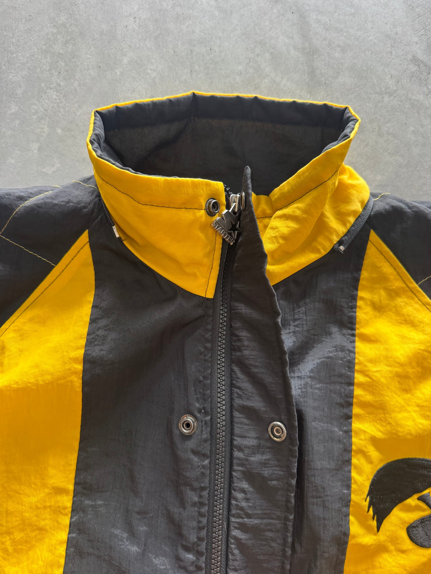 Vintage 90s Starter Iowa Hawkeyes Coat - XL