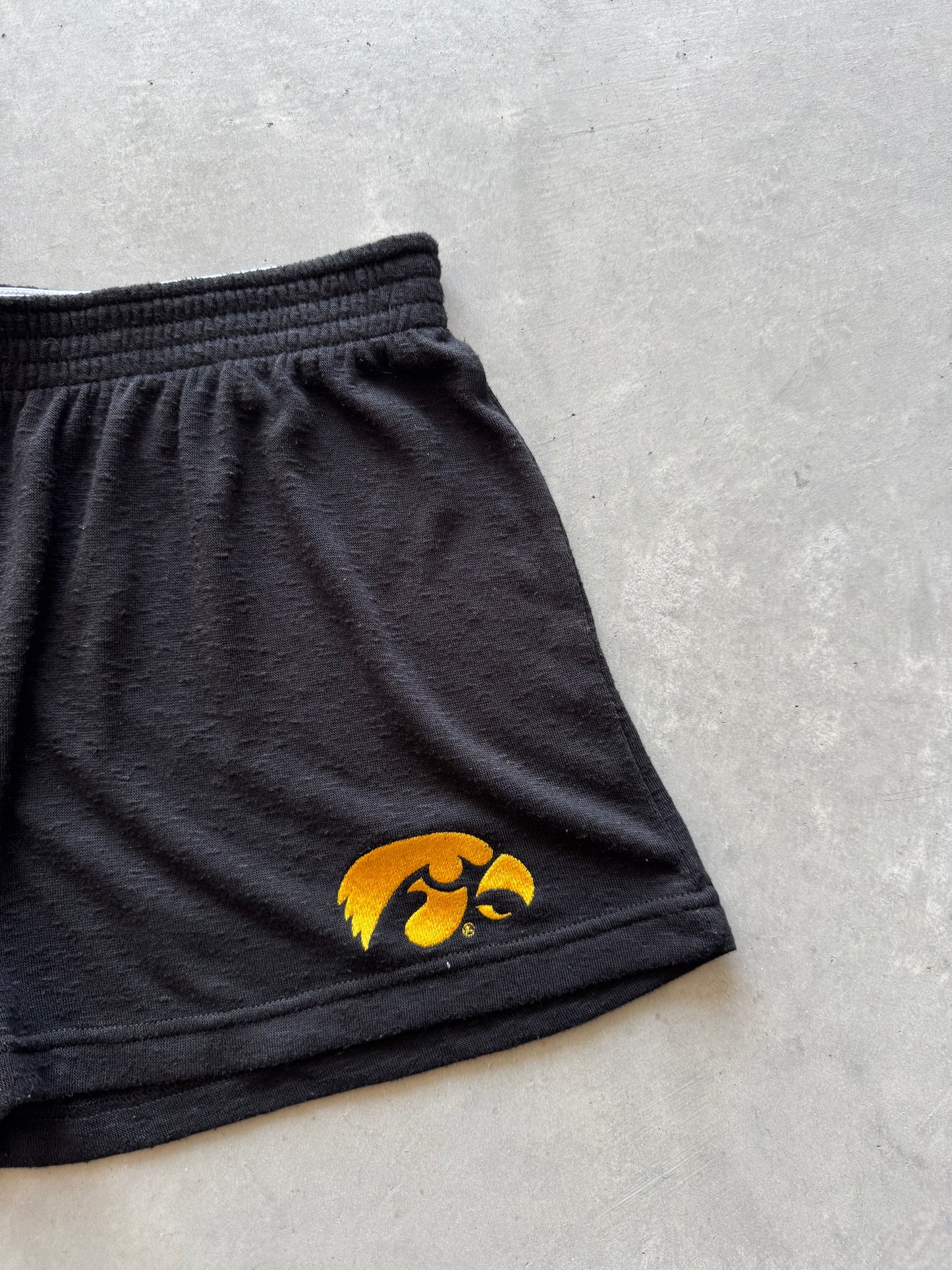 Vintage Iowa Hawkeyes Shorts - M