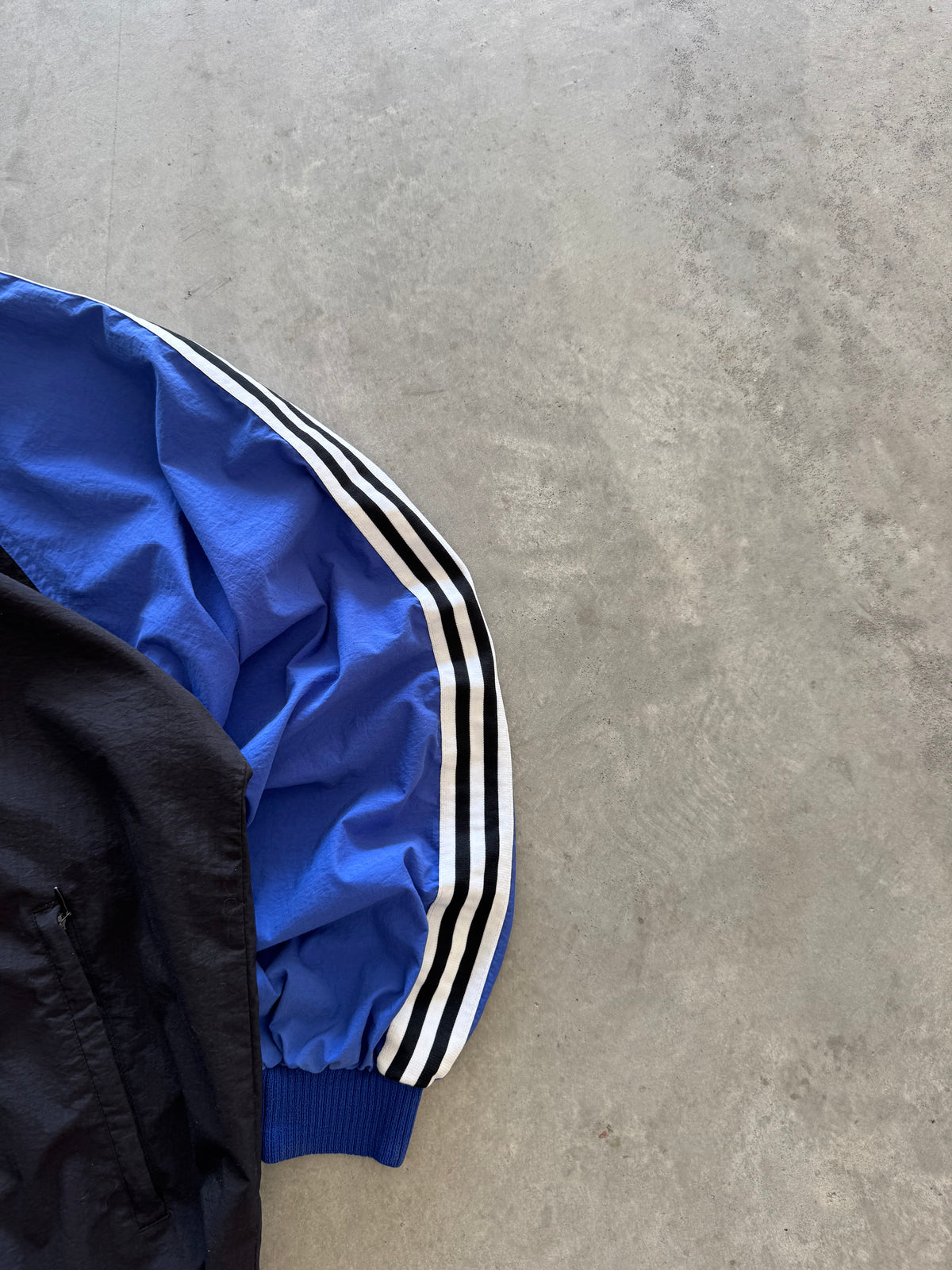 Vintage 90s Adidas Windbreaker - L