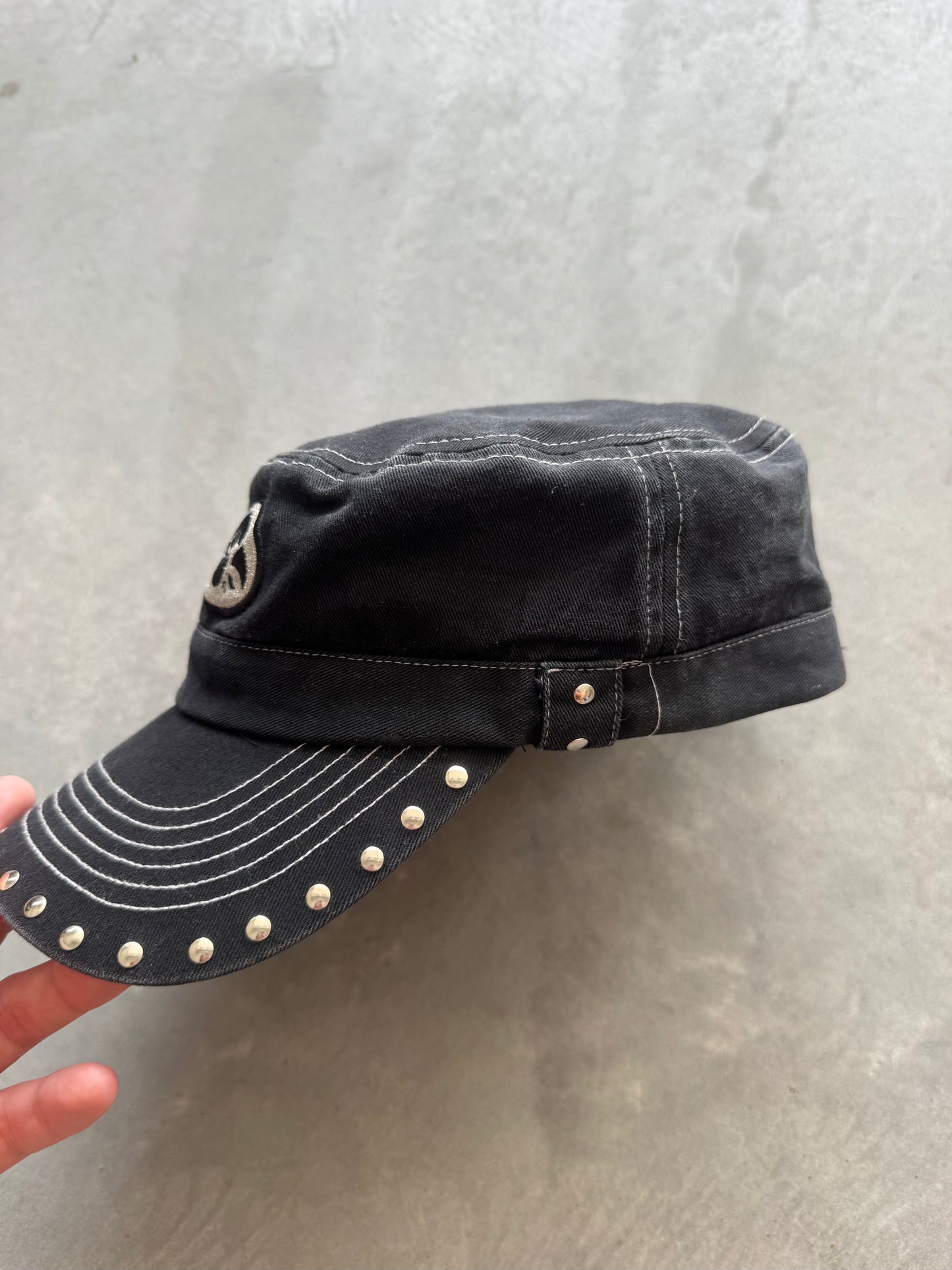 Vintage y2k Iowa Hawkeyes Women’s Hat