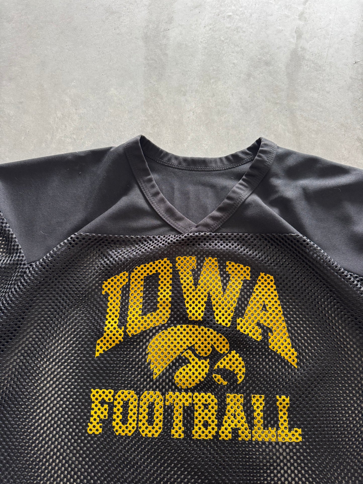 Vintage Iowa Hawkeyes Cropped Mesh Jersey - L