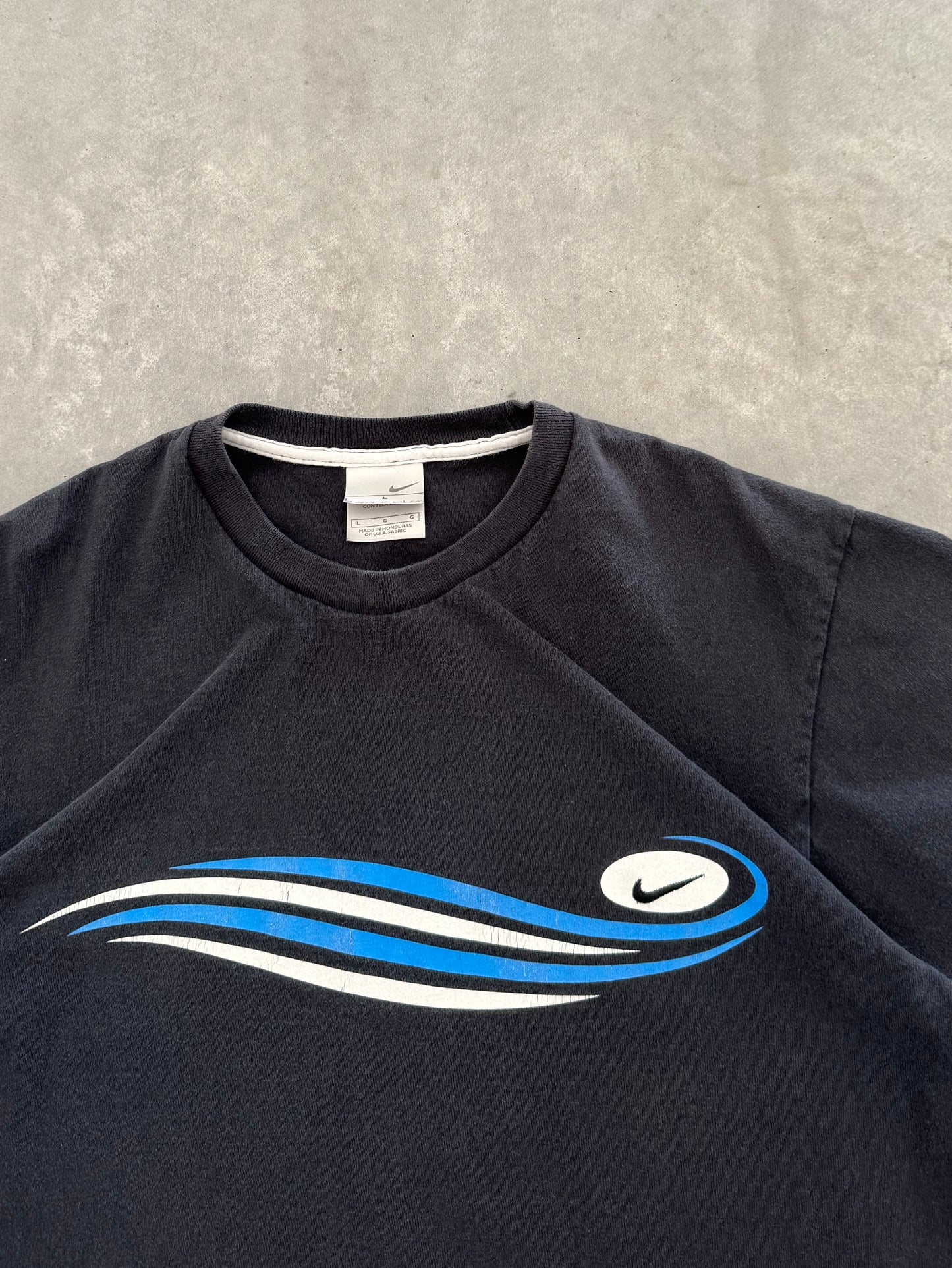 Vintage 00s Nike Tee - L