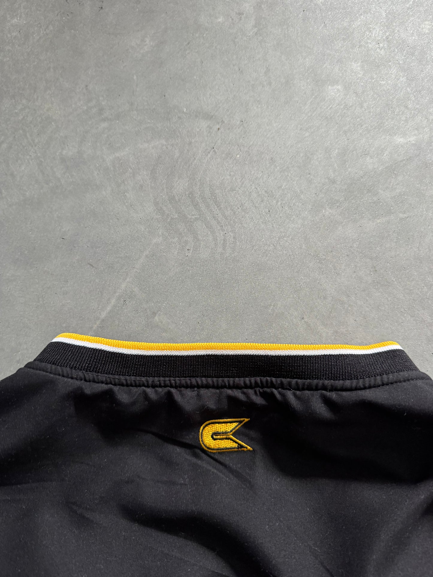 Vintage Iowa Hawkeyes Windbreaker - XL