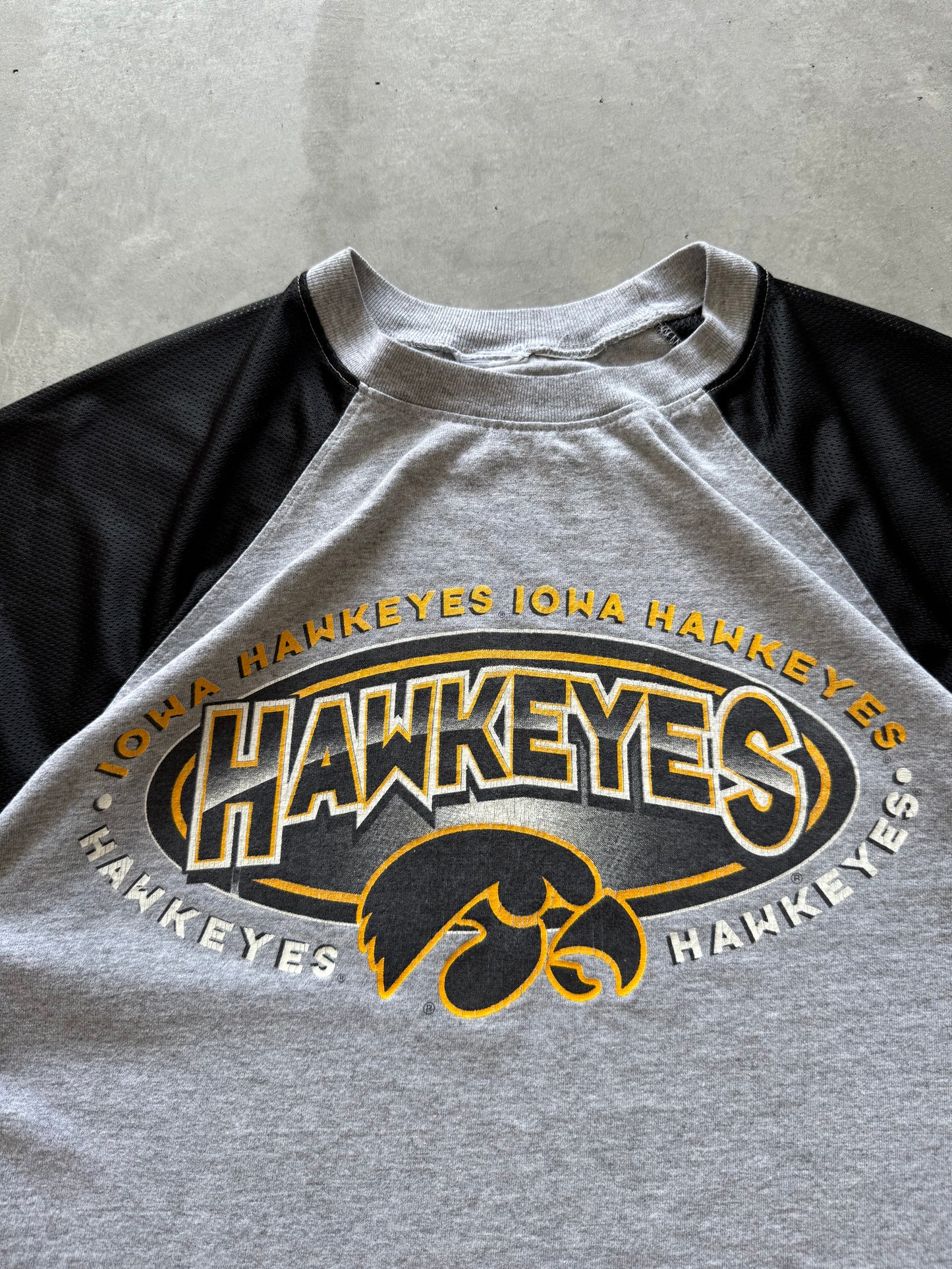 Vintage Iowa Hawkeyes Jersey Tee - XL