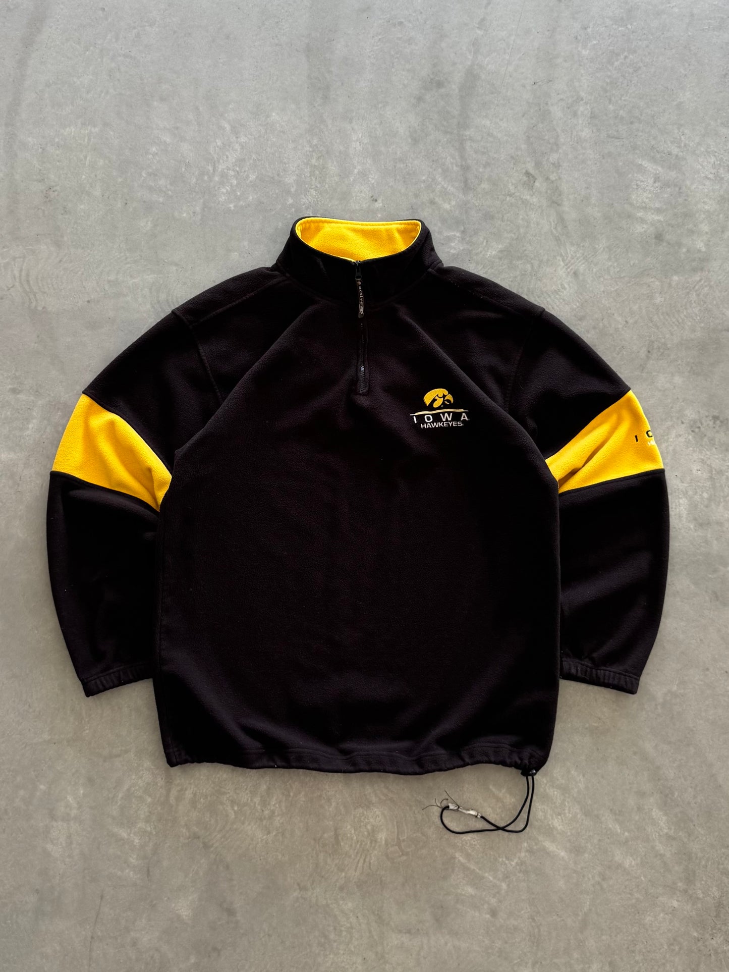 Vintage Iowa Hawkeyes Fleece Sweatshirt - XL