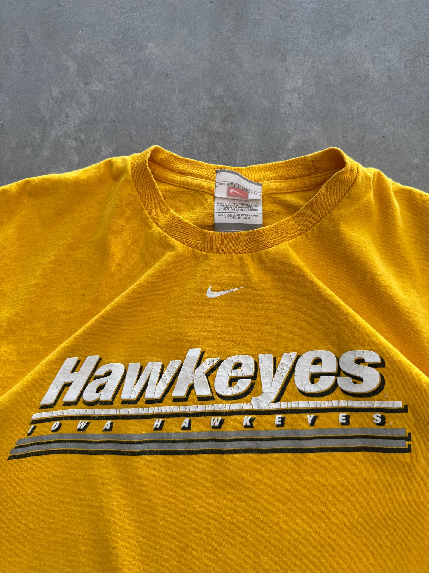 Vintage 90s Nike Iowa Hawkeyes Tee - M