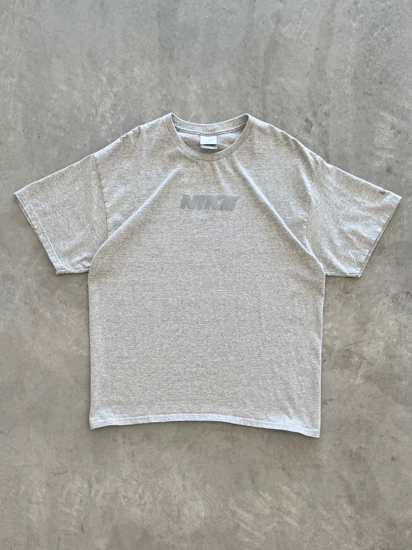 Vintage 00s Nike Tee - XL