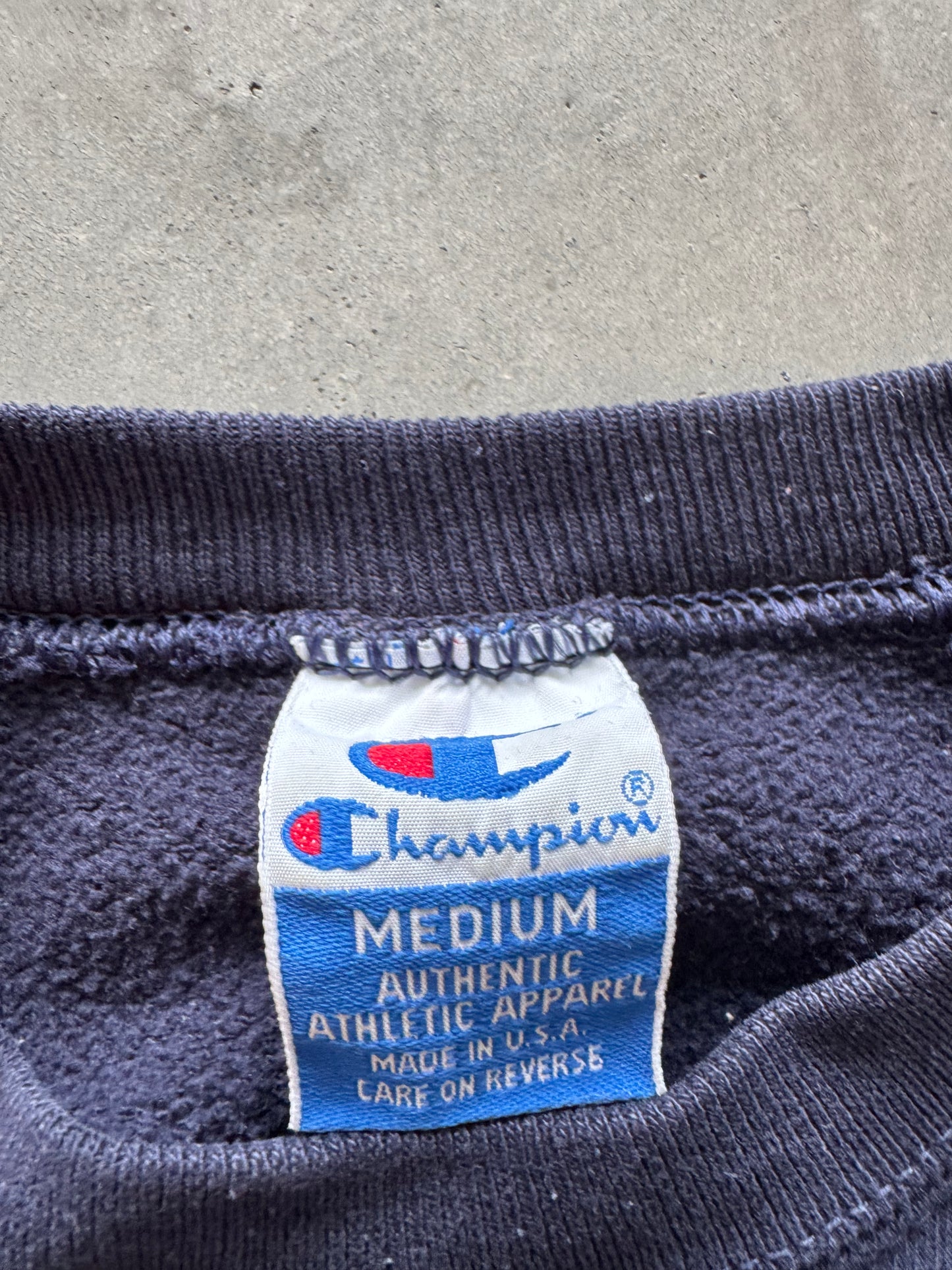 Vintage UNI Champion Sweatshirt - M