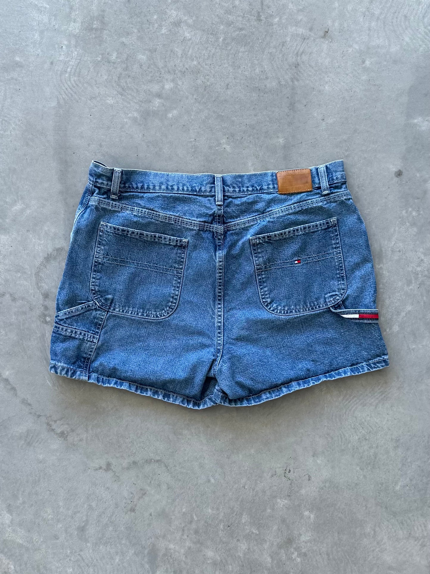 Vintage Tommy Hilfiger Denim Shorts - 36x4