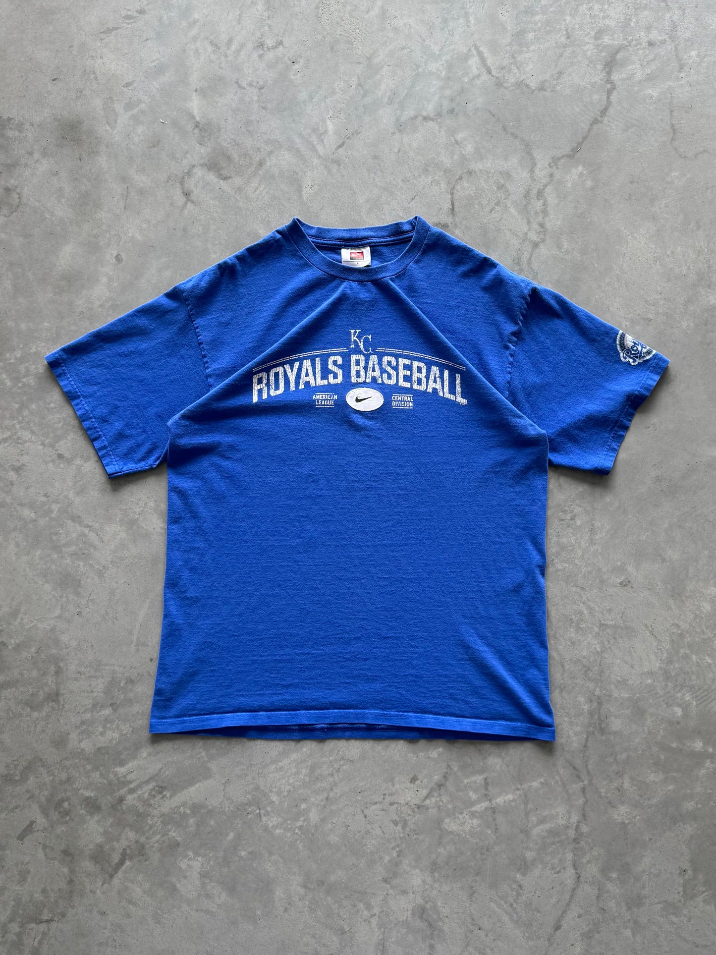 Vintage 90s Nike KC Royals Tee - L