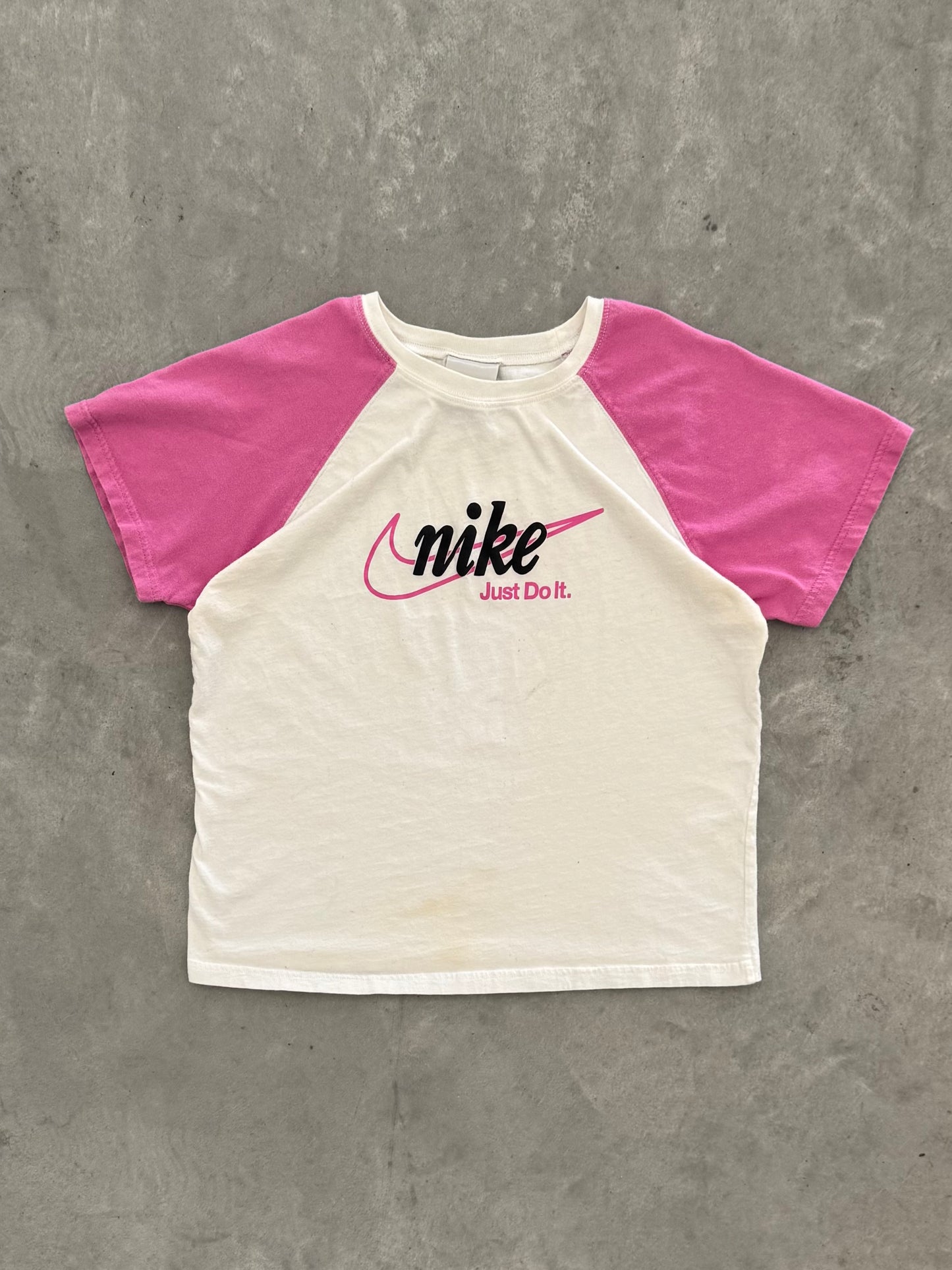Vintage 00s Nike Women’s Tee - M