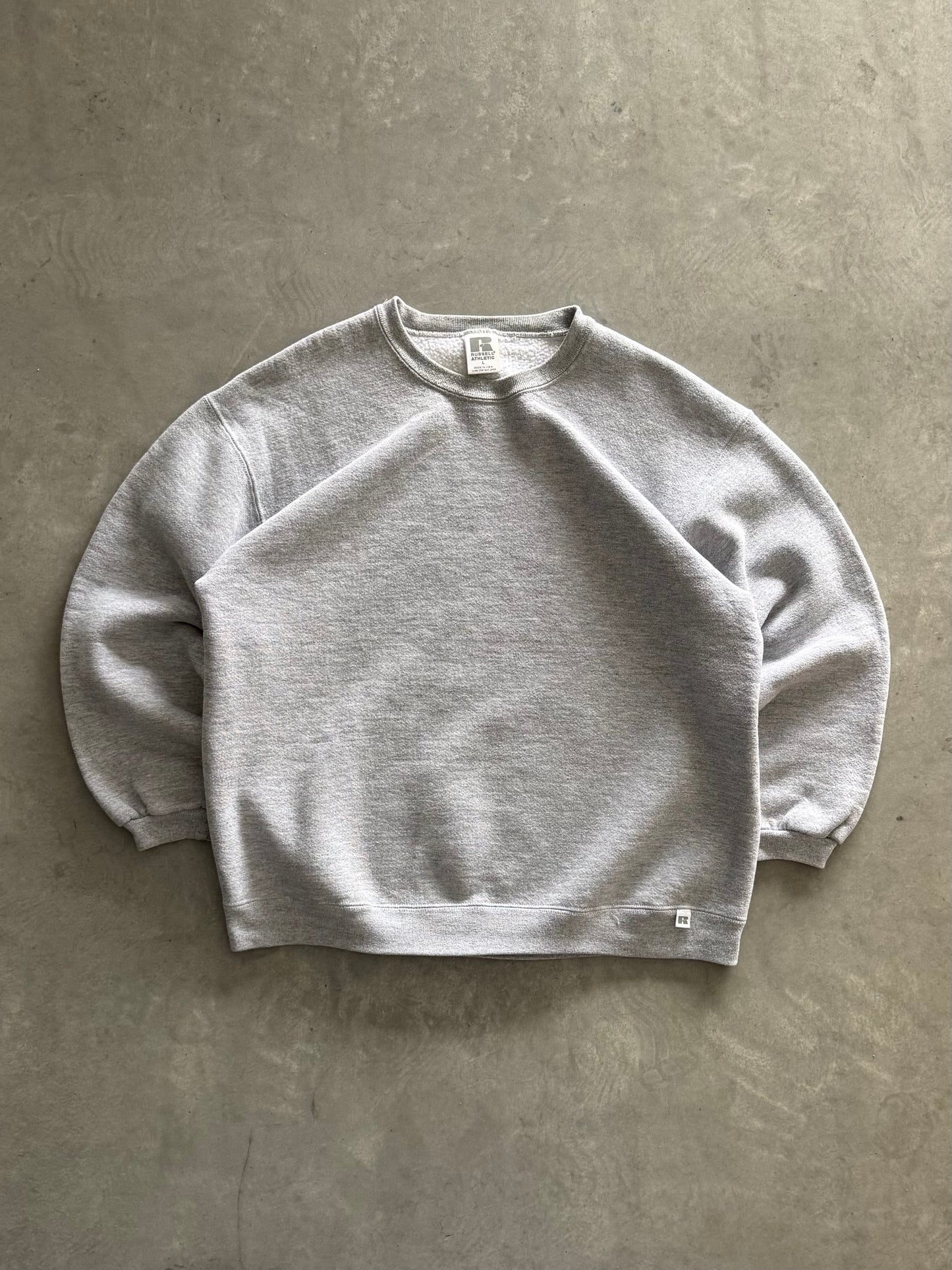 Vintage 90s Russell Athletic Sweatshirt - L