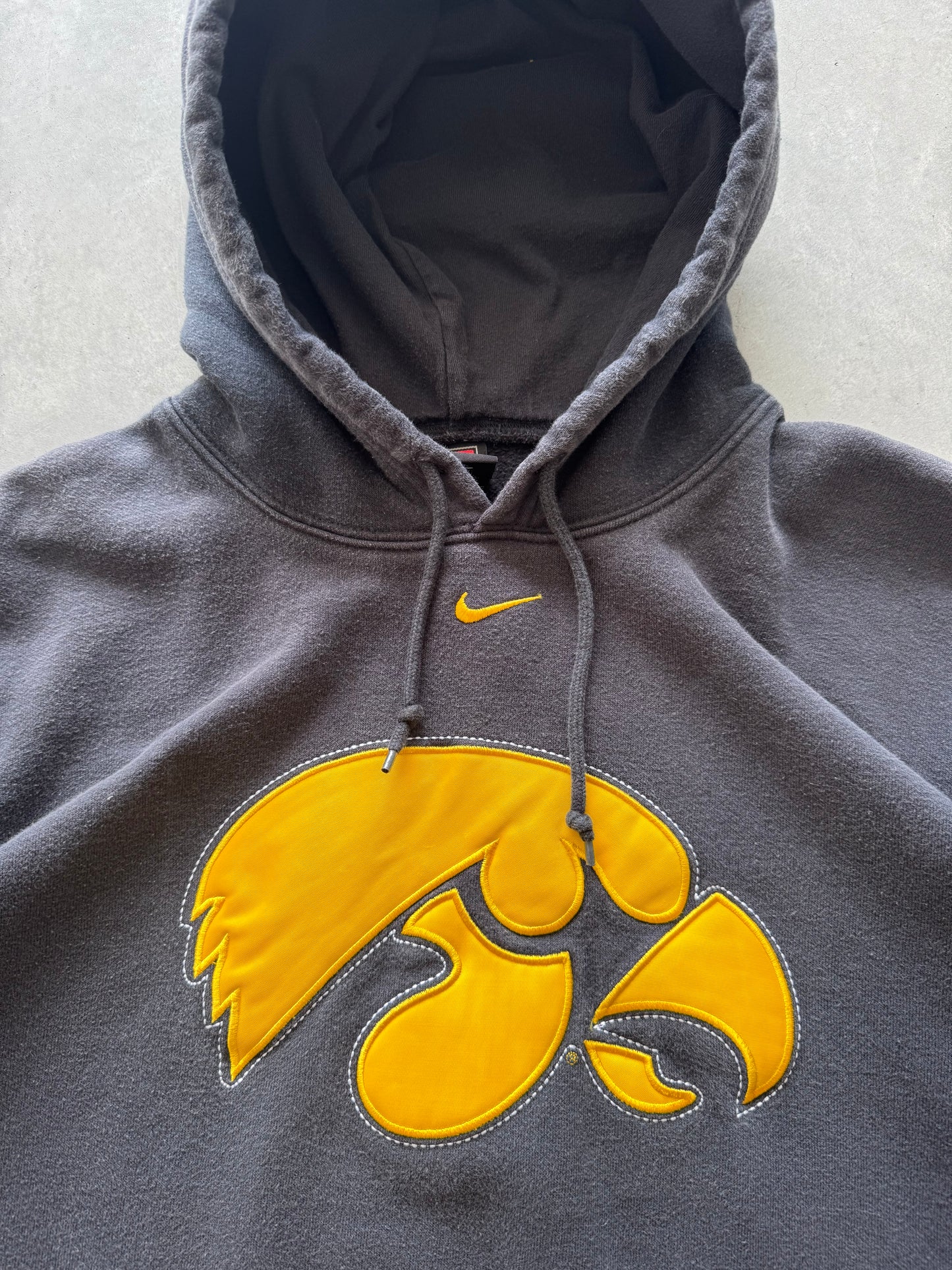 Vintage 90s Nike Iowa Hawkeyes Hoodie - XL
